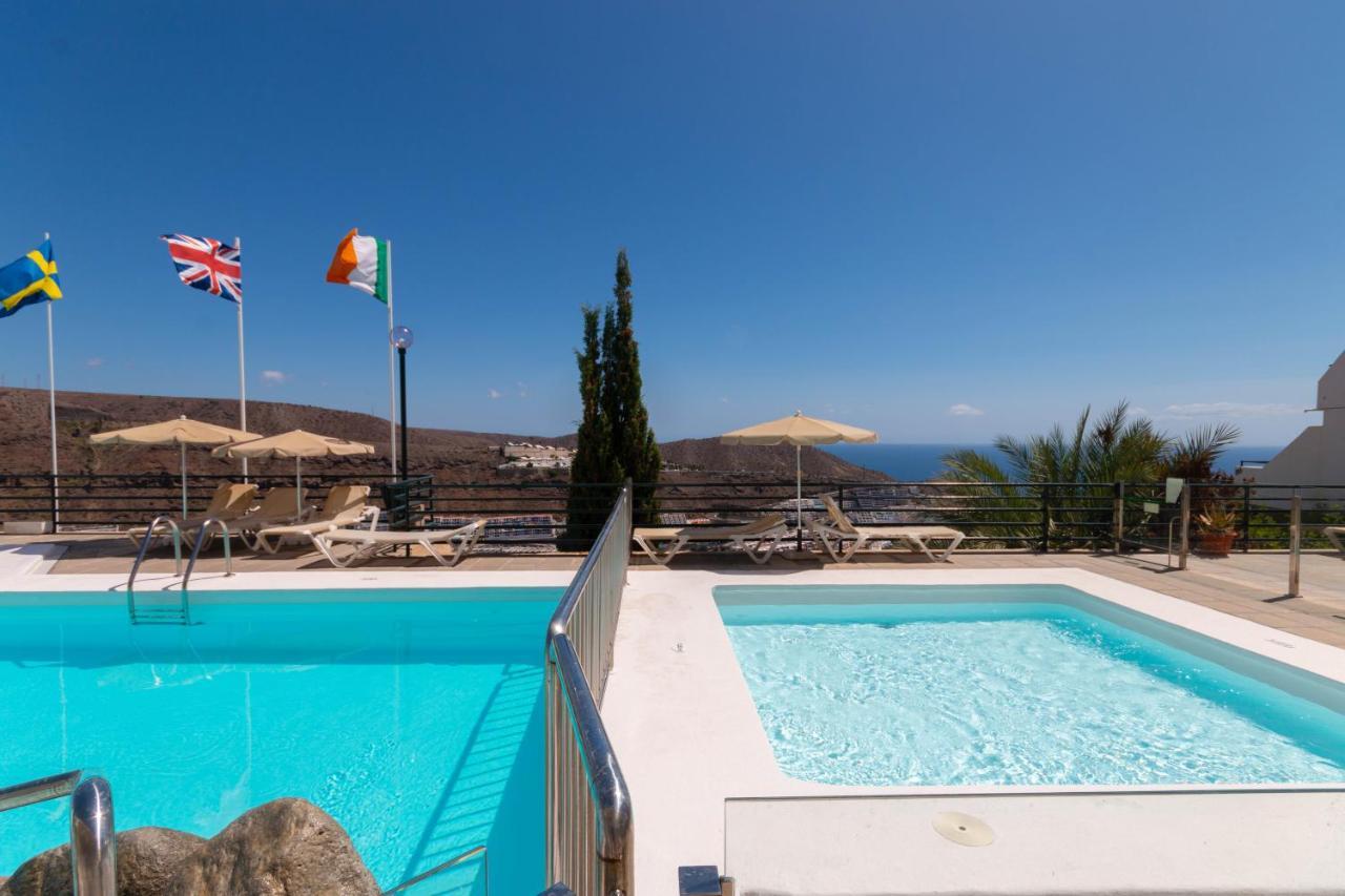 Hilltop Vista Apartment *