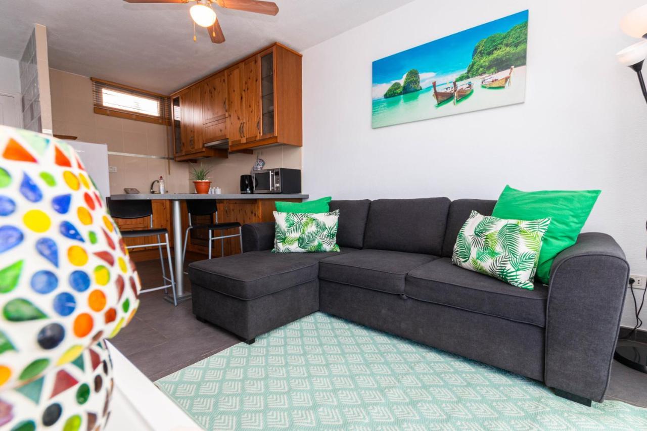Hilltop Vista Apartment *