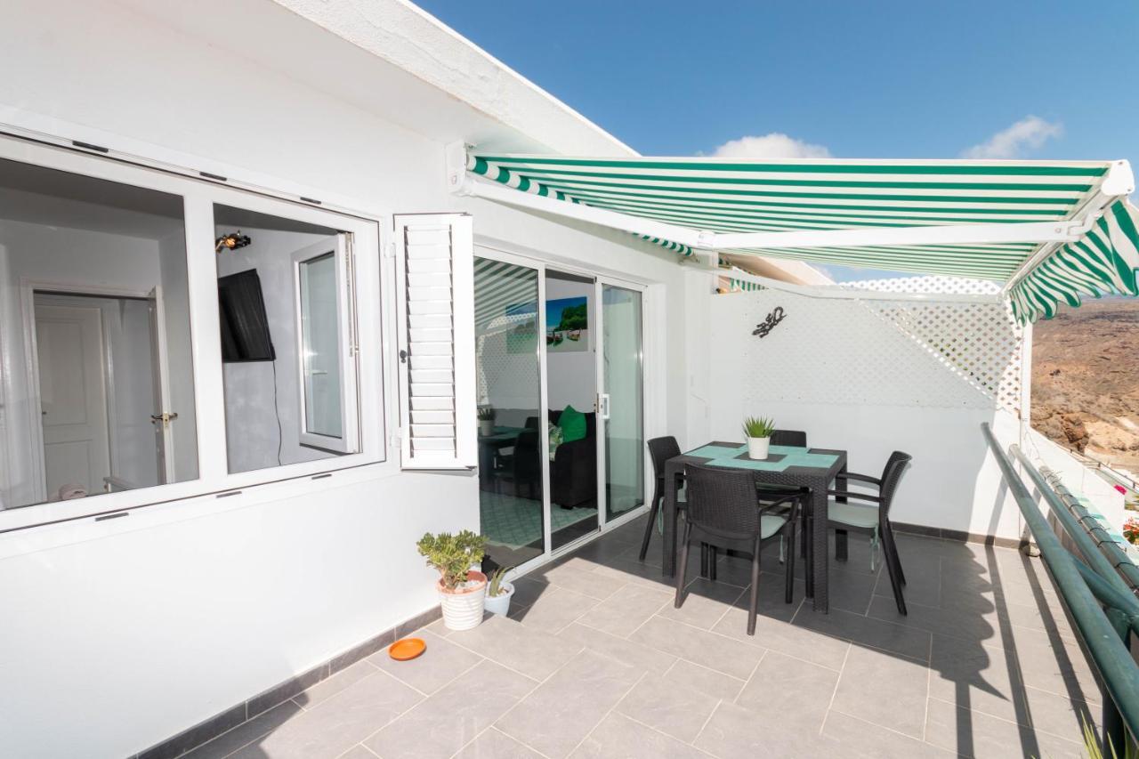 Hilltop Vista Apartment *