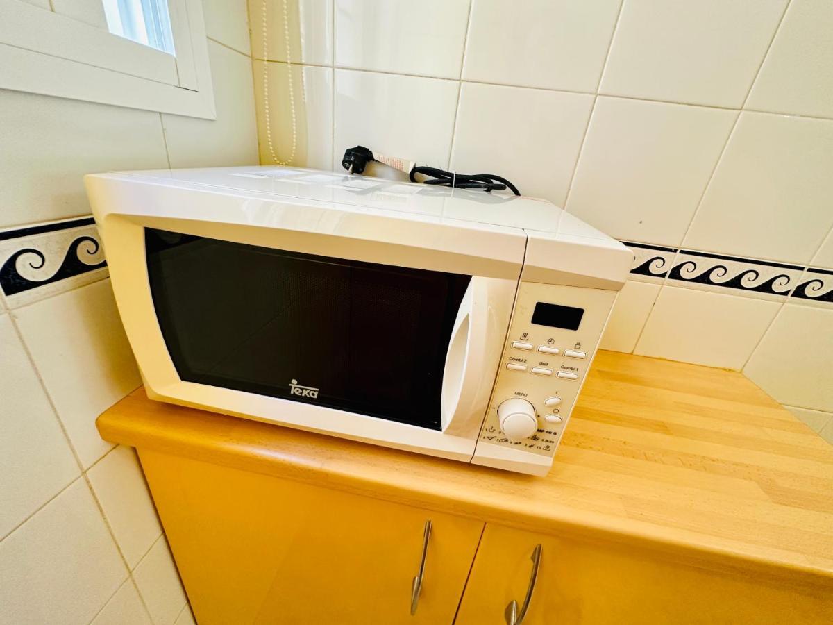 Apartment - Spacious Beachside *
