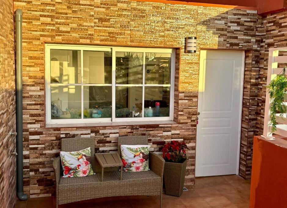 Apartment “brisas Del Mar” Maspalomas 10 Minutes. *