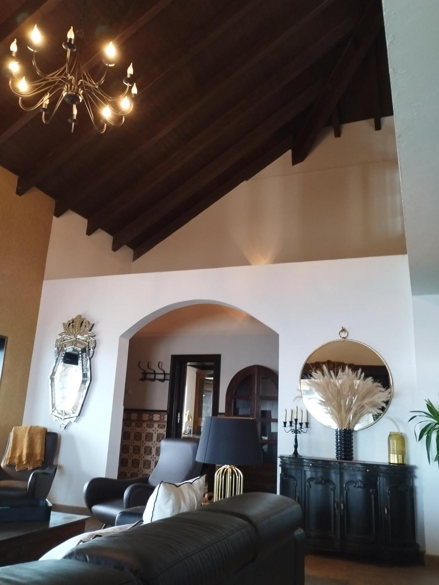 Luxury Colonial Country Villa