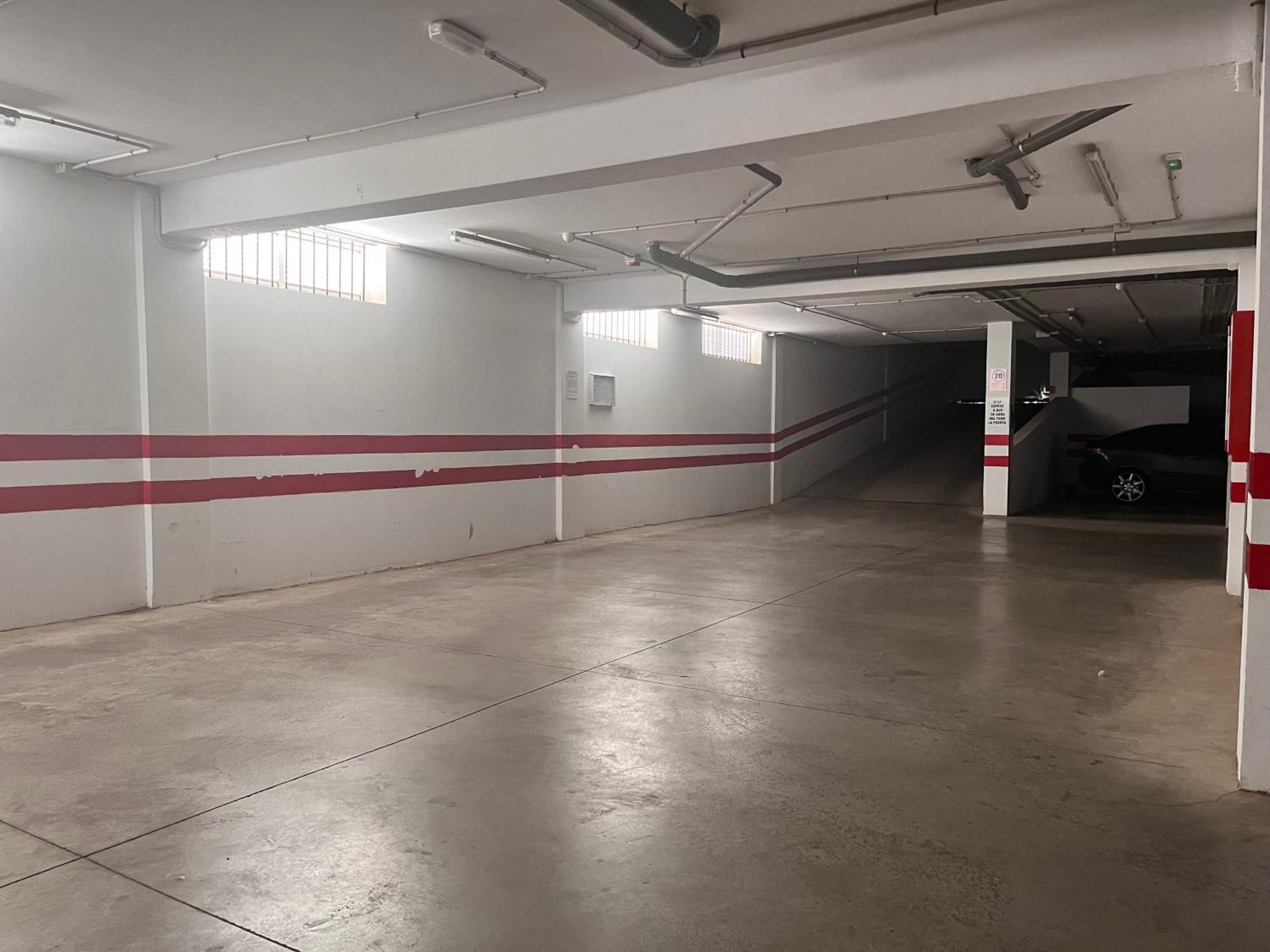 Melo Vecindario-near Airport-elevator-garage * Sardina