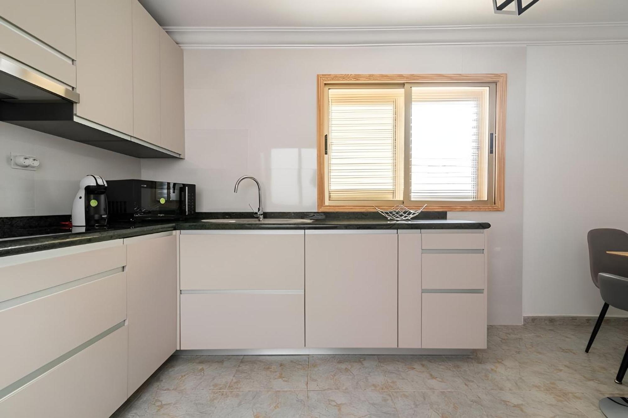 Lovely House In Gran Canaria Next To The Airport Appartamento
