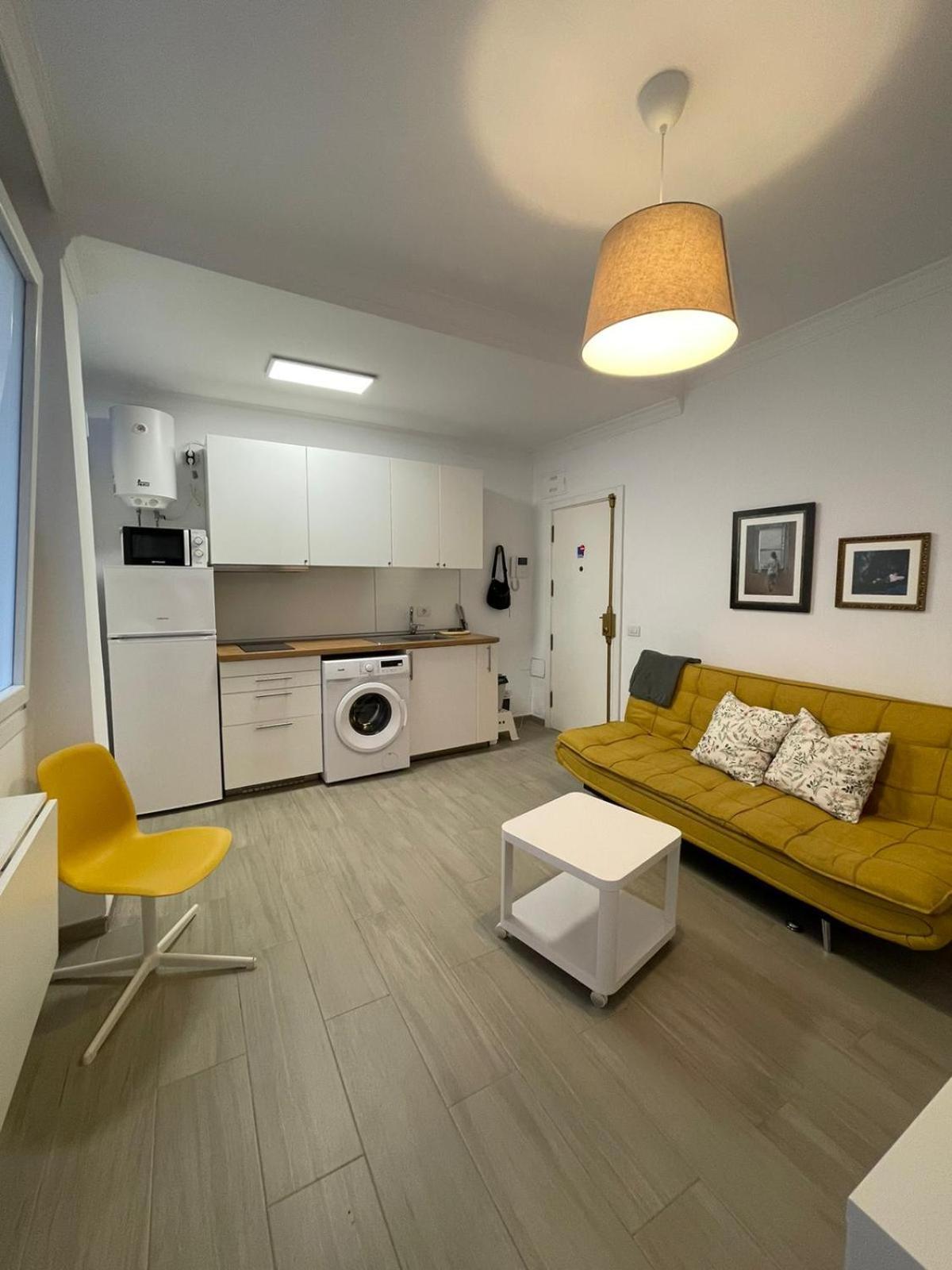 A Sunlit Haven, In Canarias Apartment *
