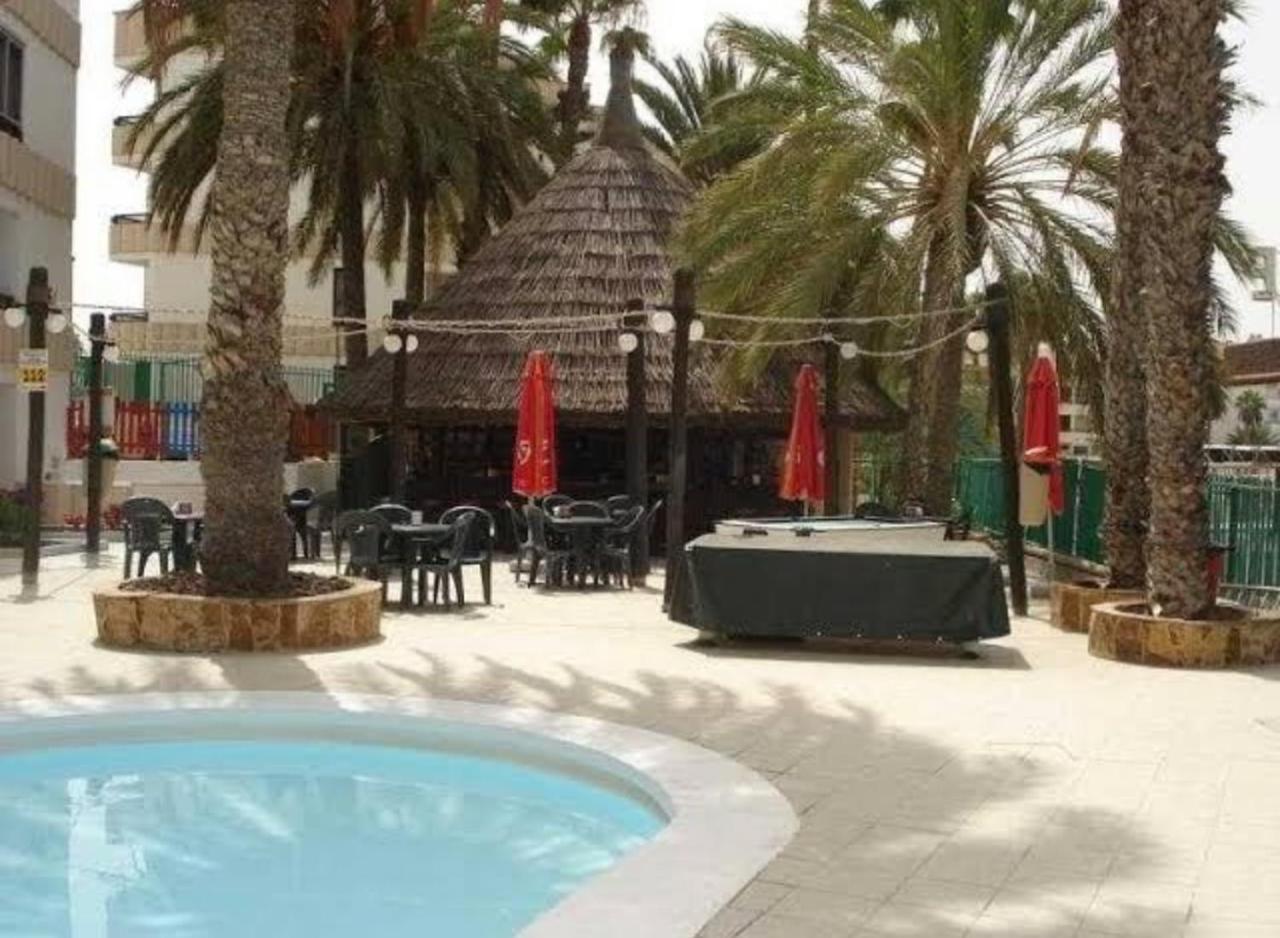 Estudio Mondrian * Playa del Ingles (Gran Canaria)