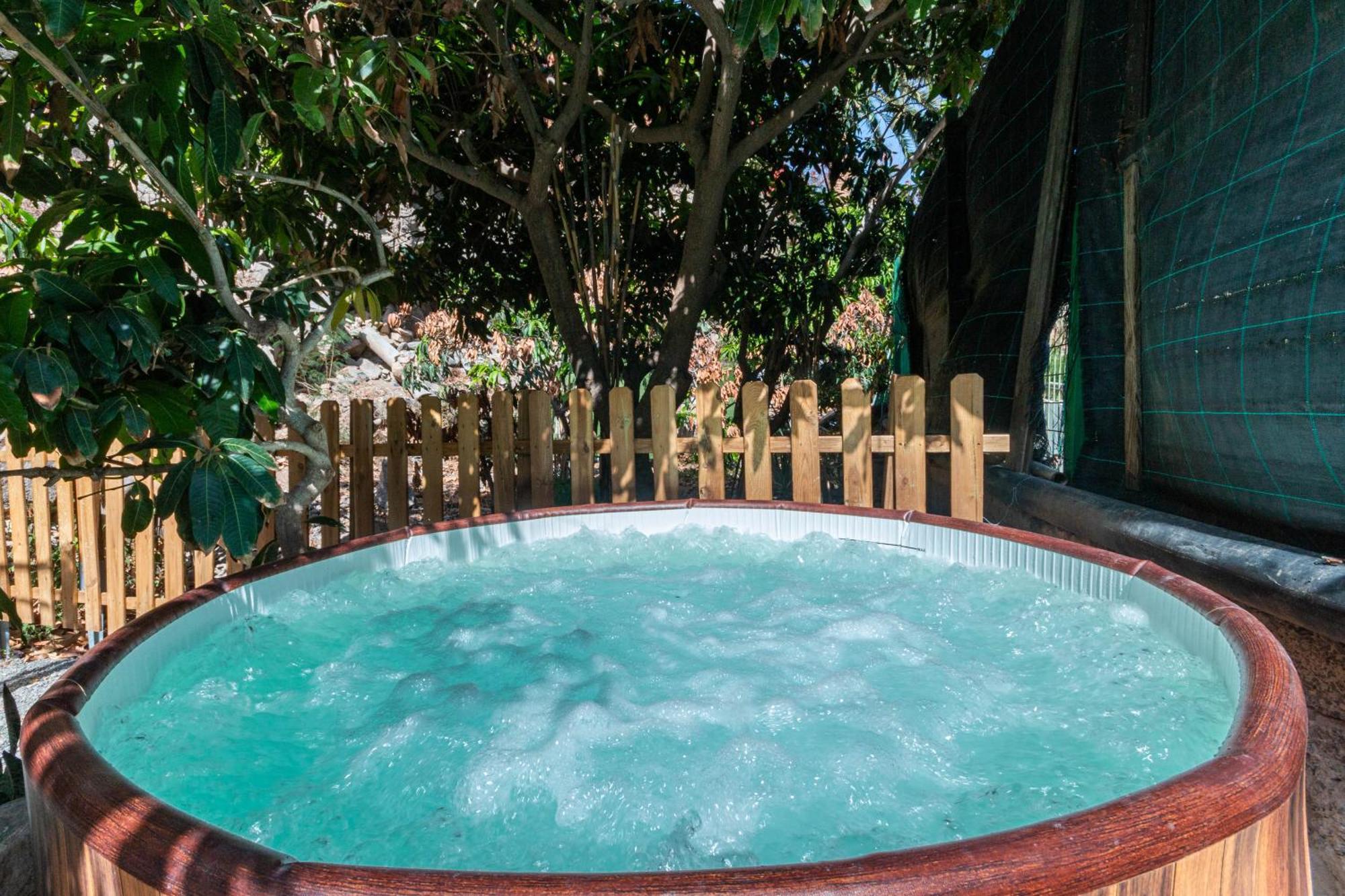 Nature In Quiet Montain - Private Jaccuzi And Garden, Wifi - La Lezardiere * San Bartolomé