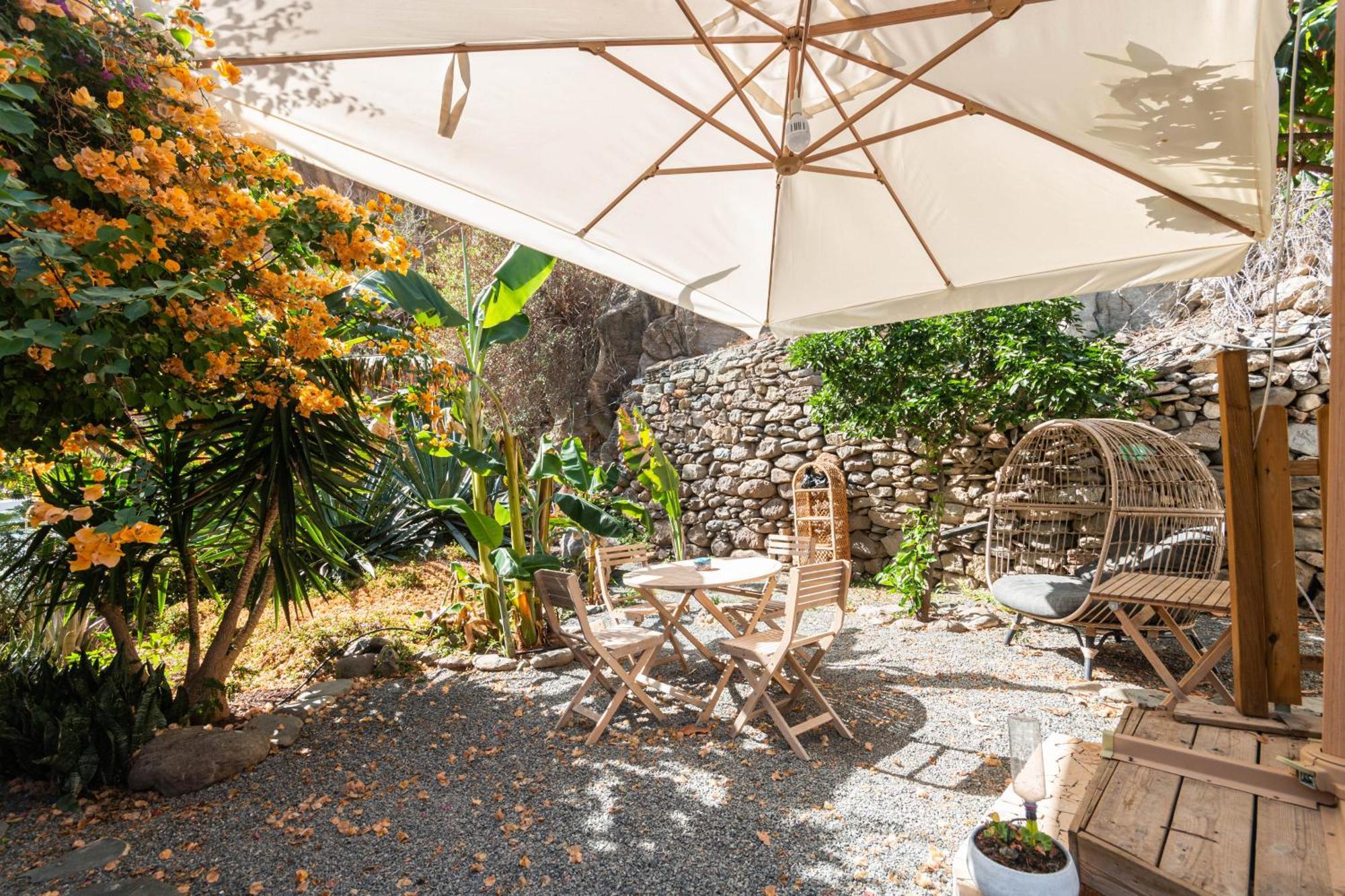 Nature In Quiet Montain - Private Jaccuzi And Garden, Wifi - La Lezardiere San Bartolomé