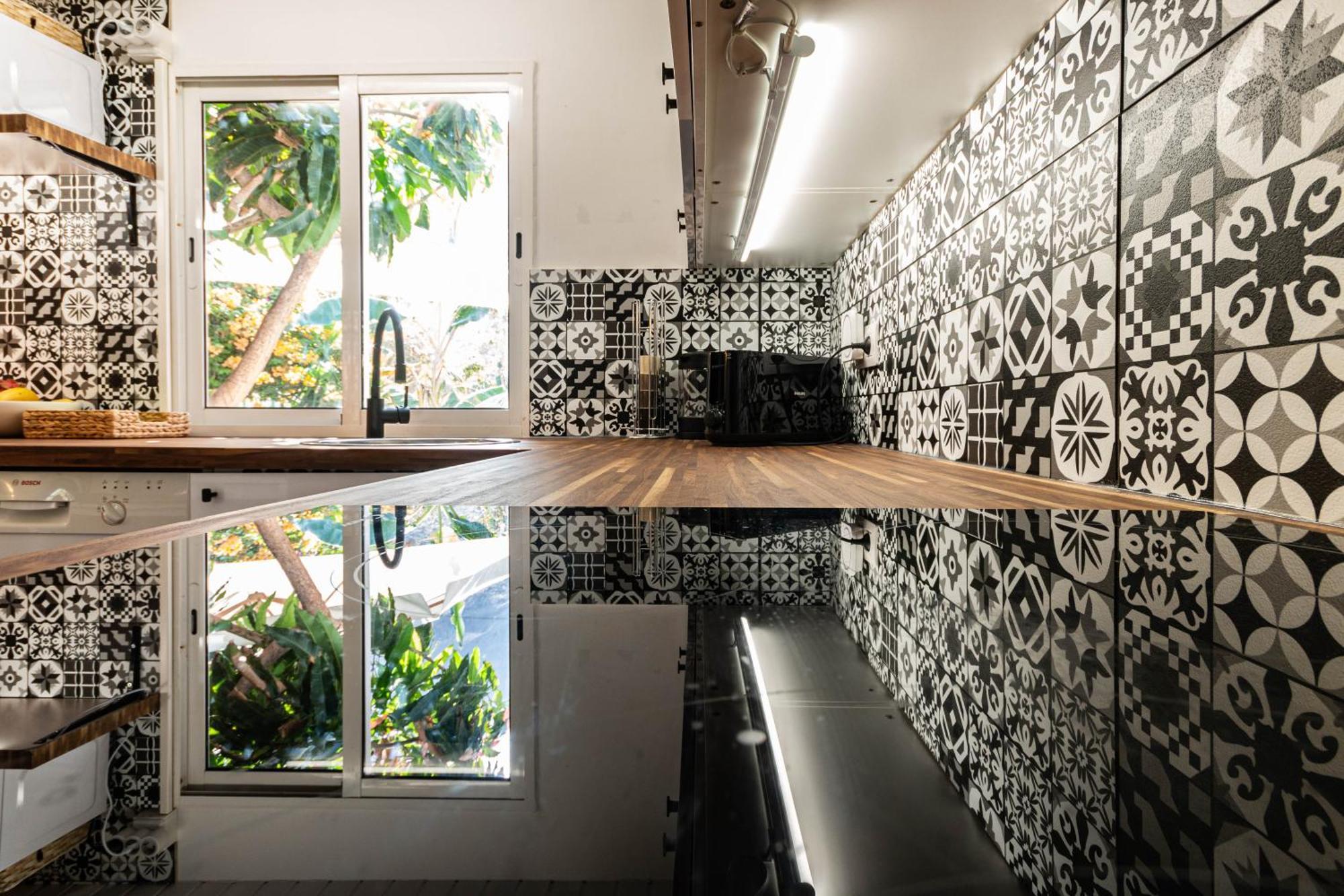 Nature In Quiet Montain - Private Jaccuzi And Garden, Wifi - La Lezardiere * San Bartolomé
