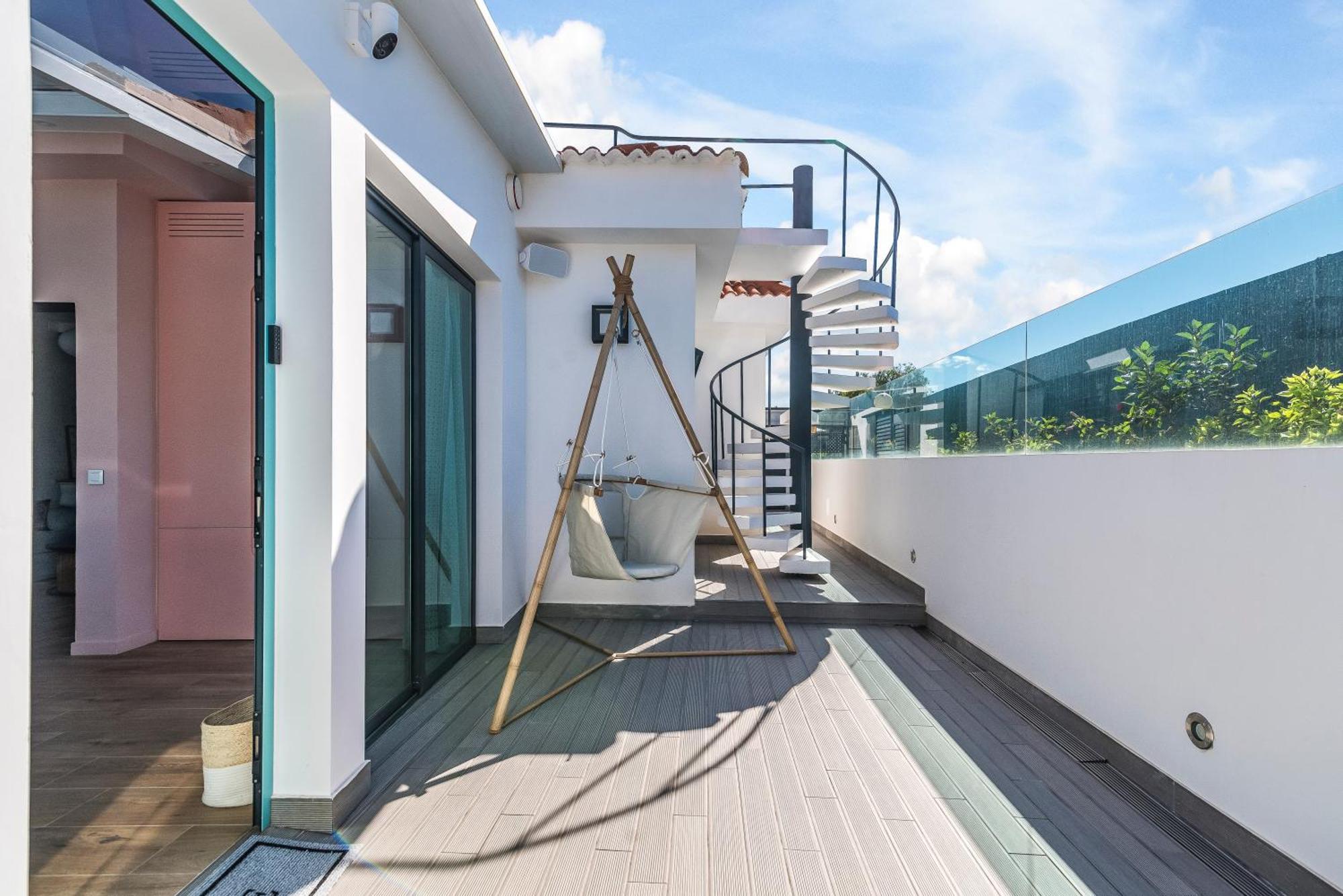 Villa La Casa Blanca A Smart And Sunny,3 Bedrooms House *