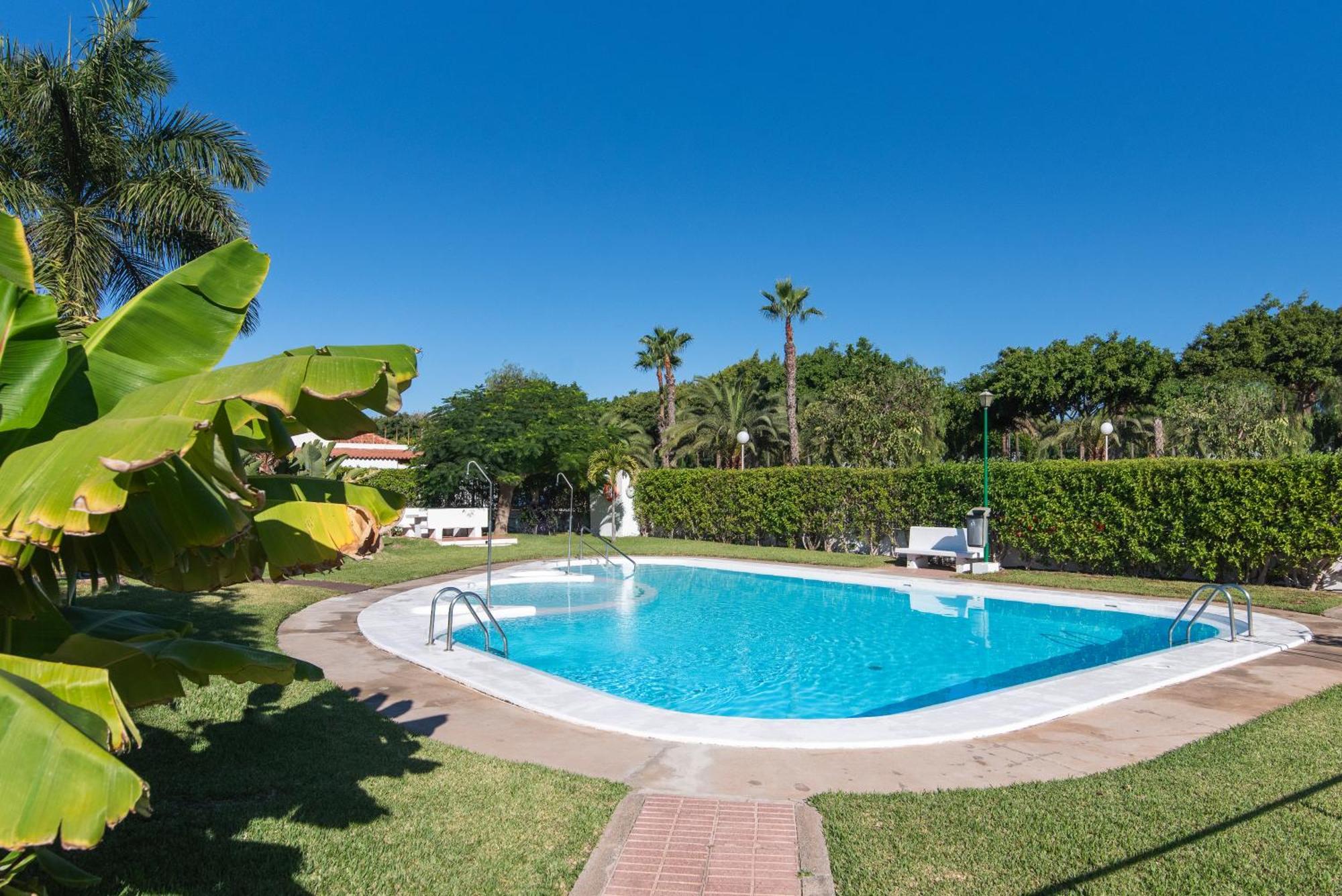 La Casa Blanca A Smart And Sunny,3 Bedrooms House