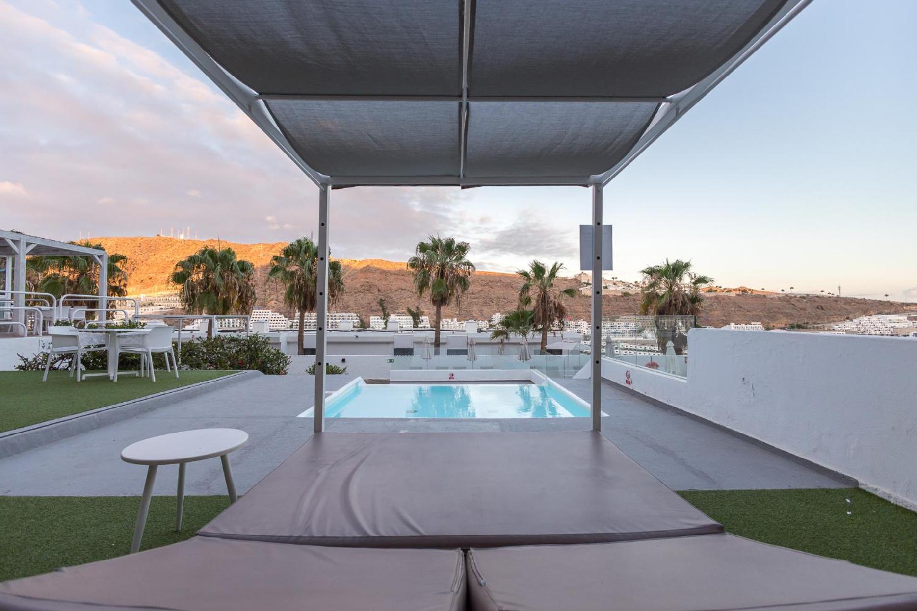 2br Private Terrace House - Solarium & Pool * Mogan