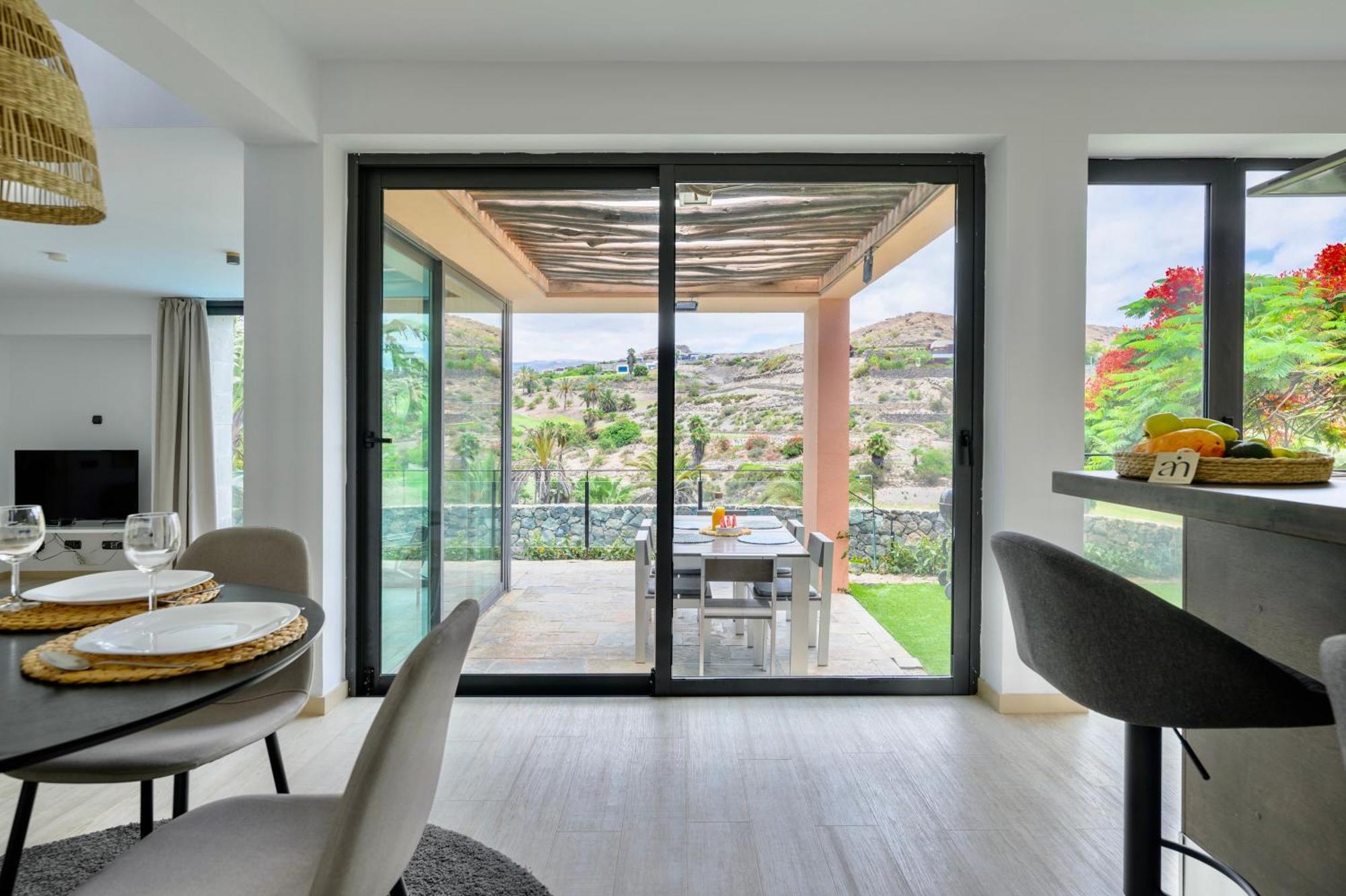 Villa With Private Pool In Luxury Golf Salobre (Gran Canaria)