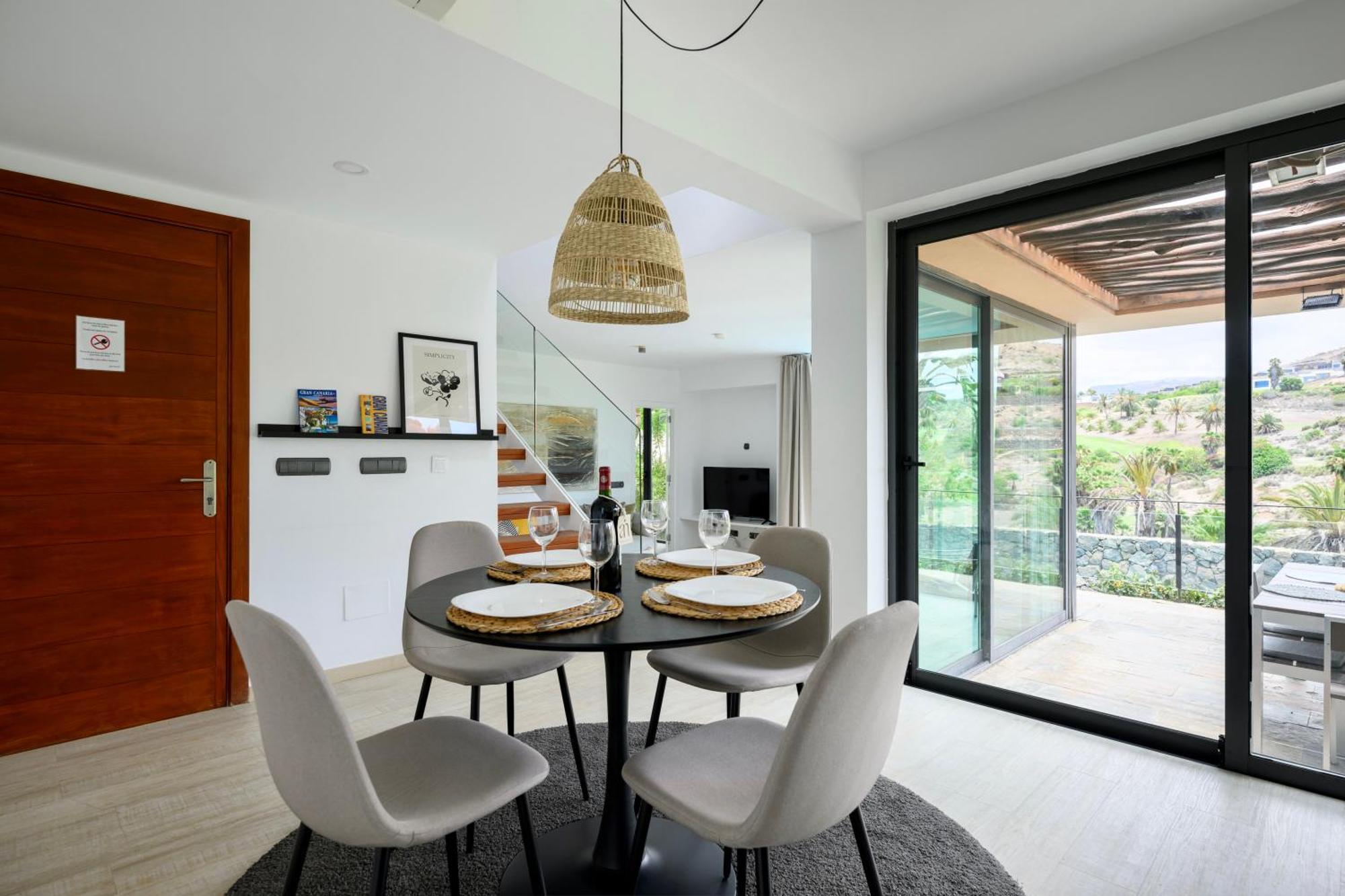 With Private Pool In Luxury Golf Villa Salobre (Gran Canaria)