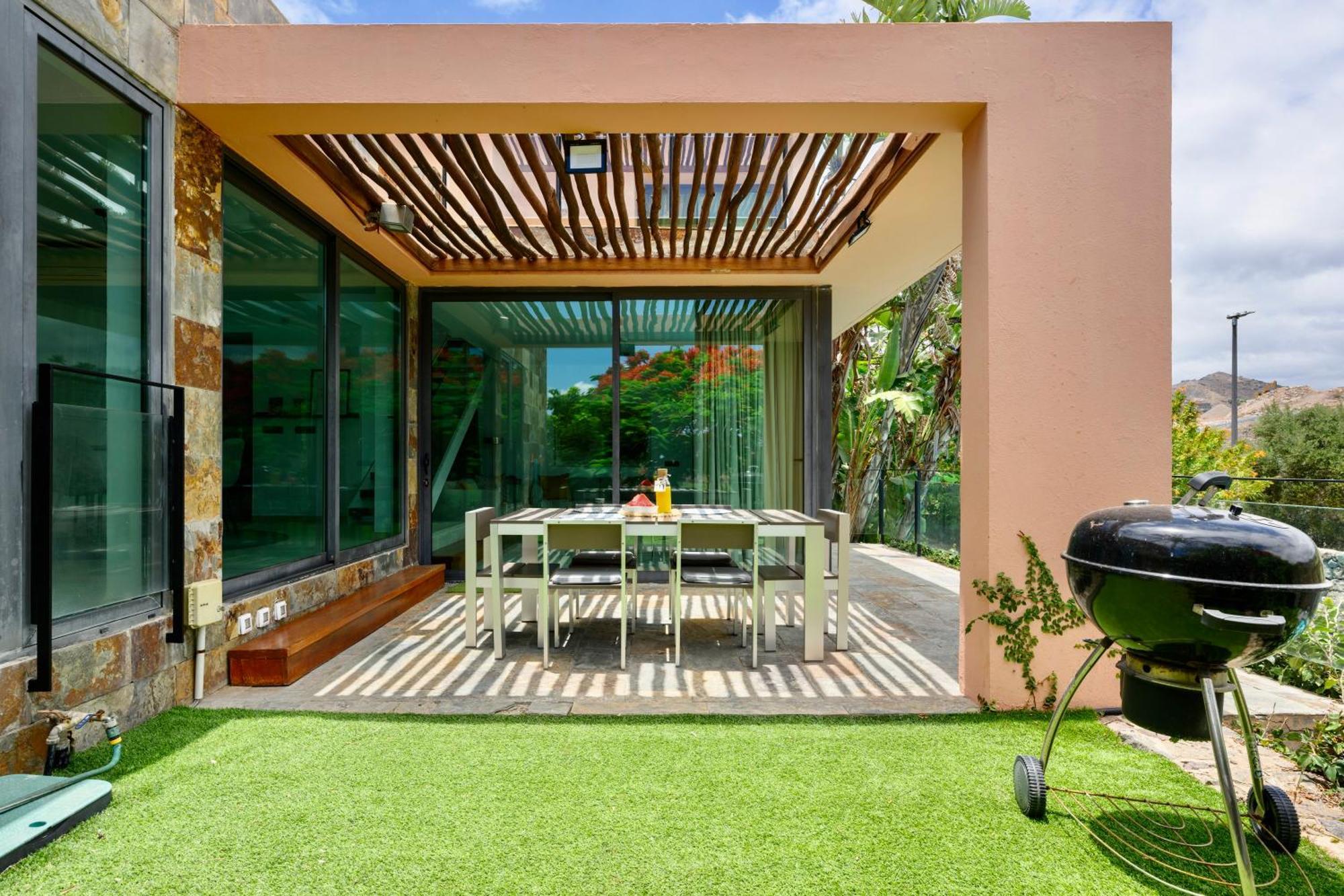With Private Pool In Luxury Golf