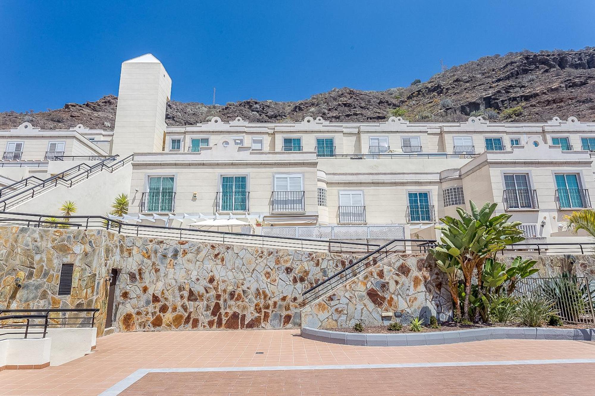 Lightbooking Familiar Residencial El Valle Puerto Rico 308 Apartamento