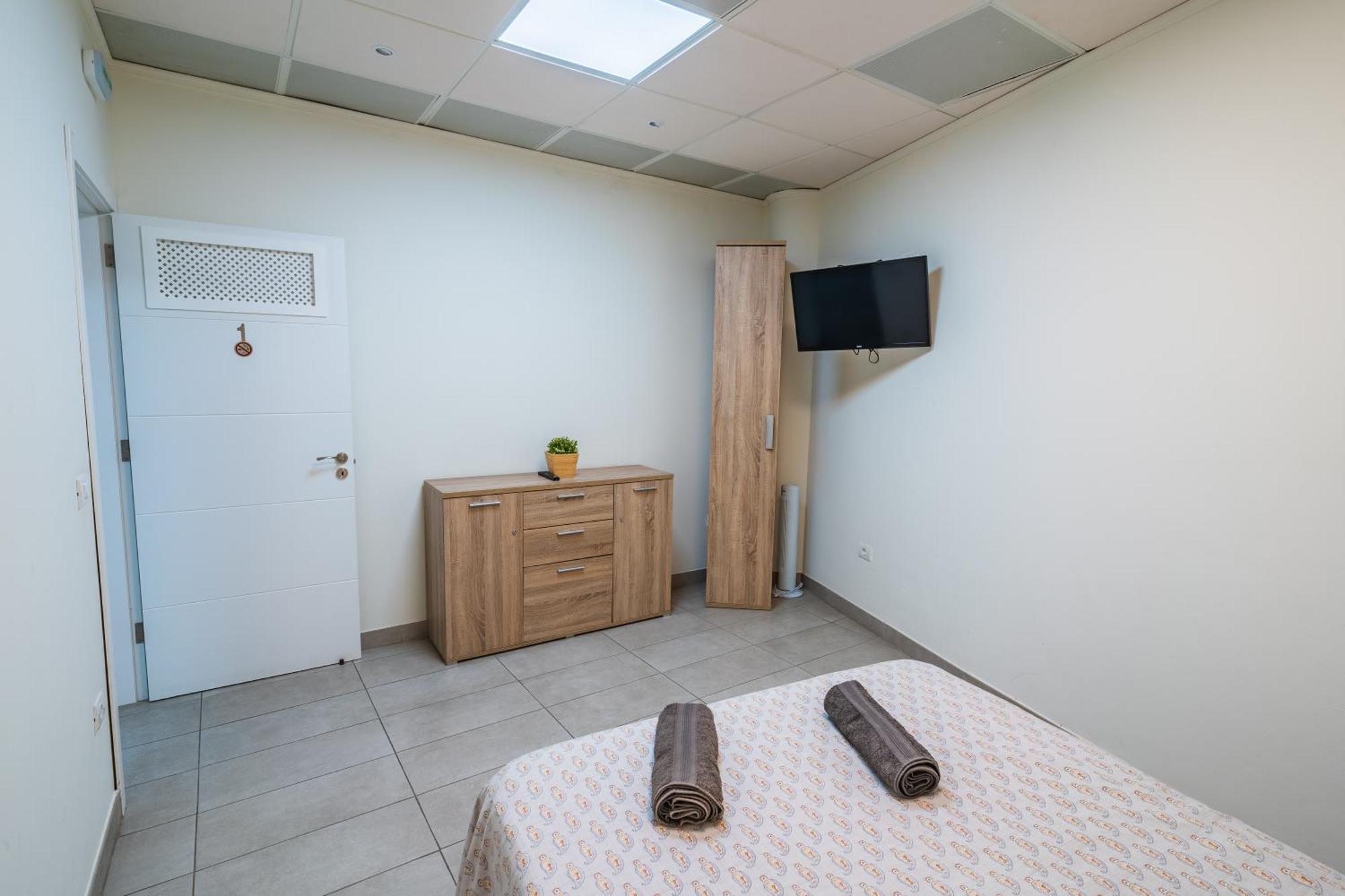 El Puente I- Airport 8,1k Apartamento *