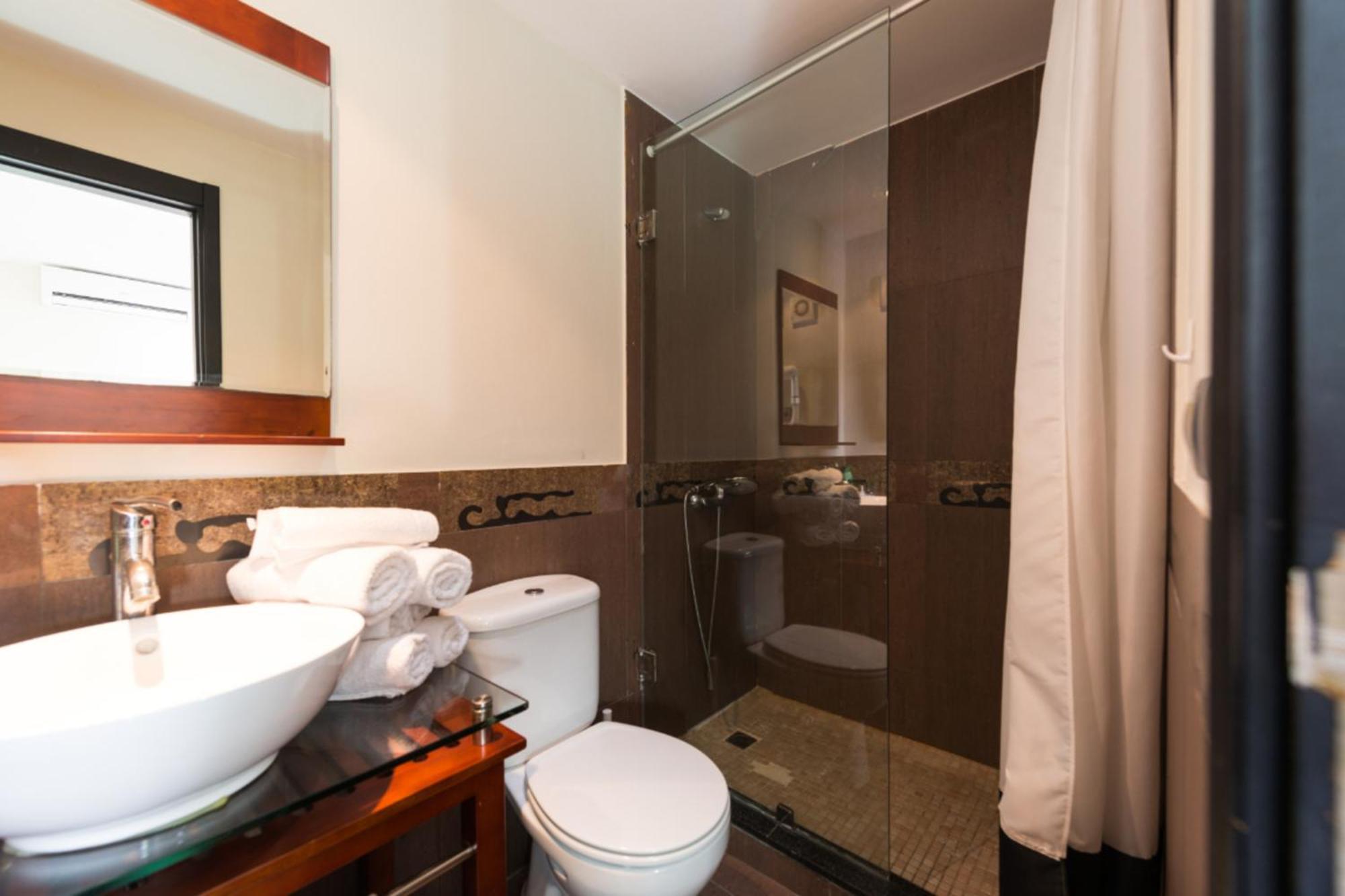 Apartamento Sun Club, Direkt Am Strand, Schwimmbad, Wifi Gratis