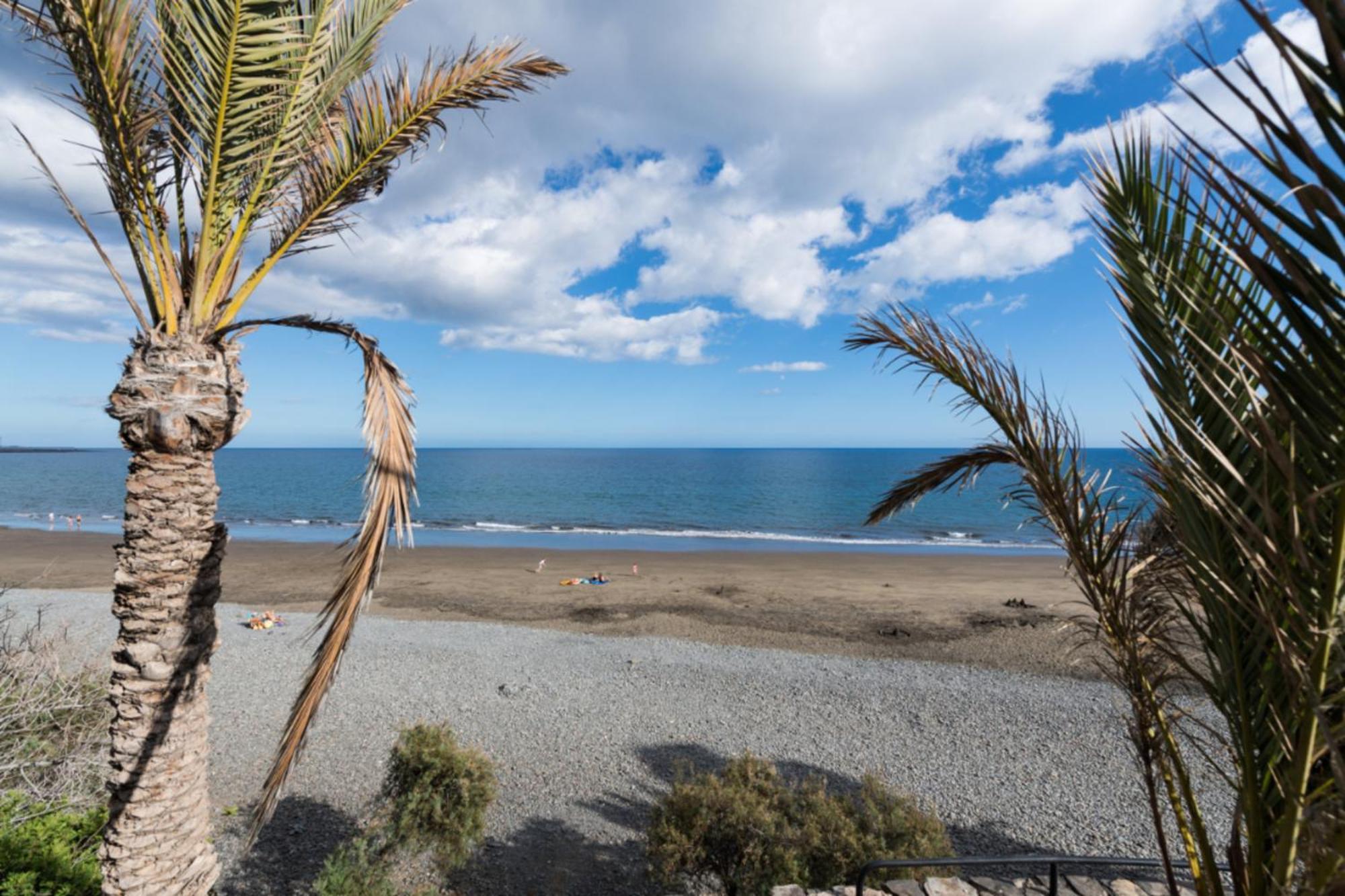 Sun Club, Direkt Am Strand, Schwimmbad, Wifi Gratis *
