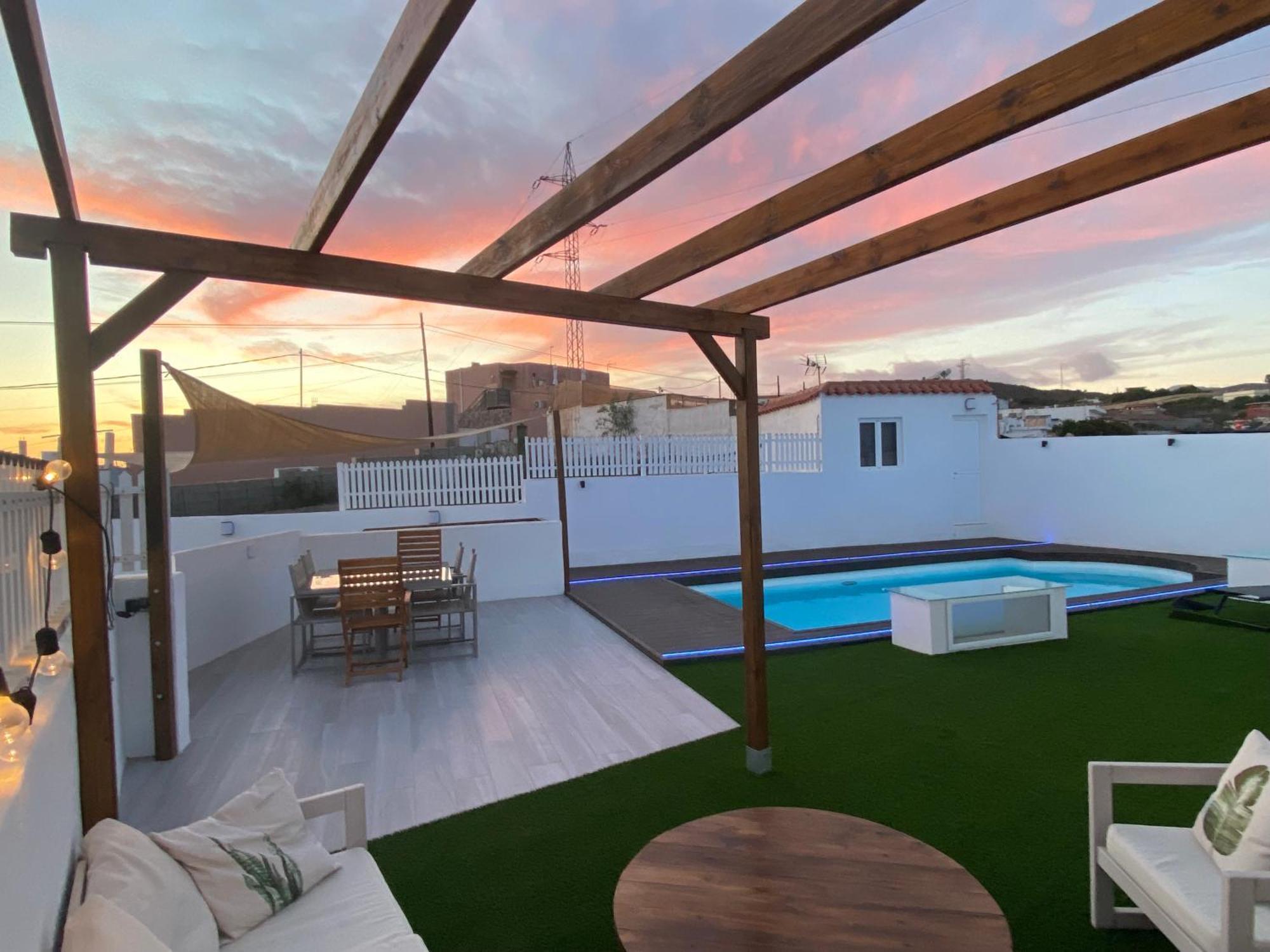 Private Pool, Parking, Bbq In The South Of Gc