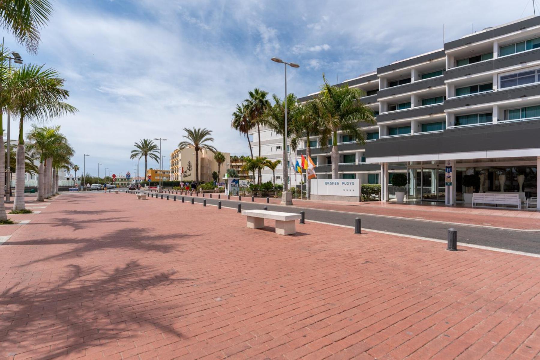 Beach Exclusive With Terrace - Pool View - Jacuzzi View * San Bartolome de Tirajana (Gran Canaria)