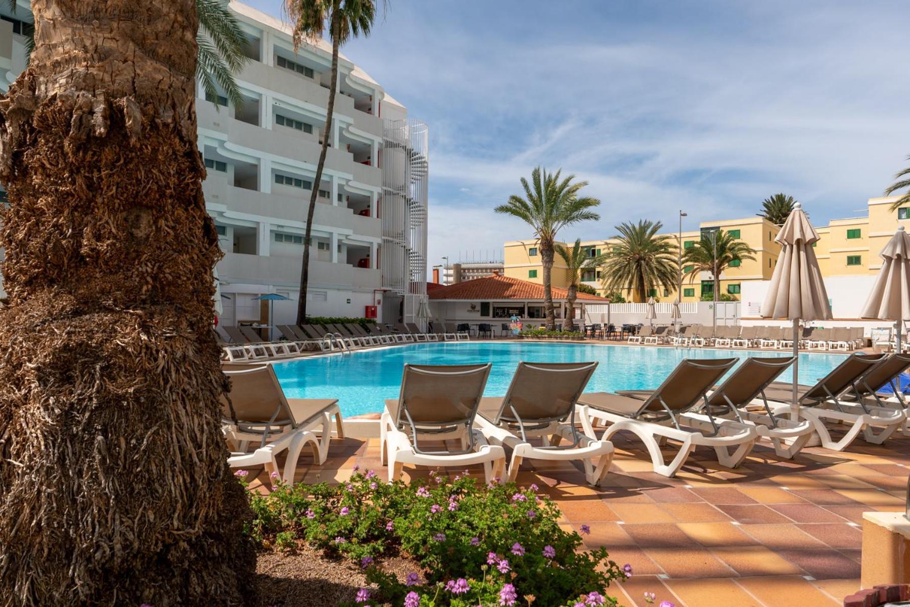 Beach Exclusive With Terrace - Pool View - Jacuzzi View
