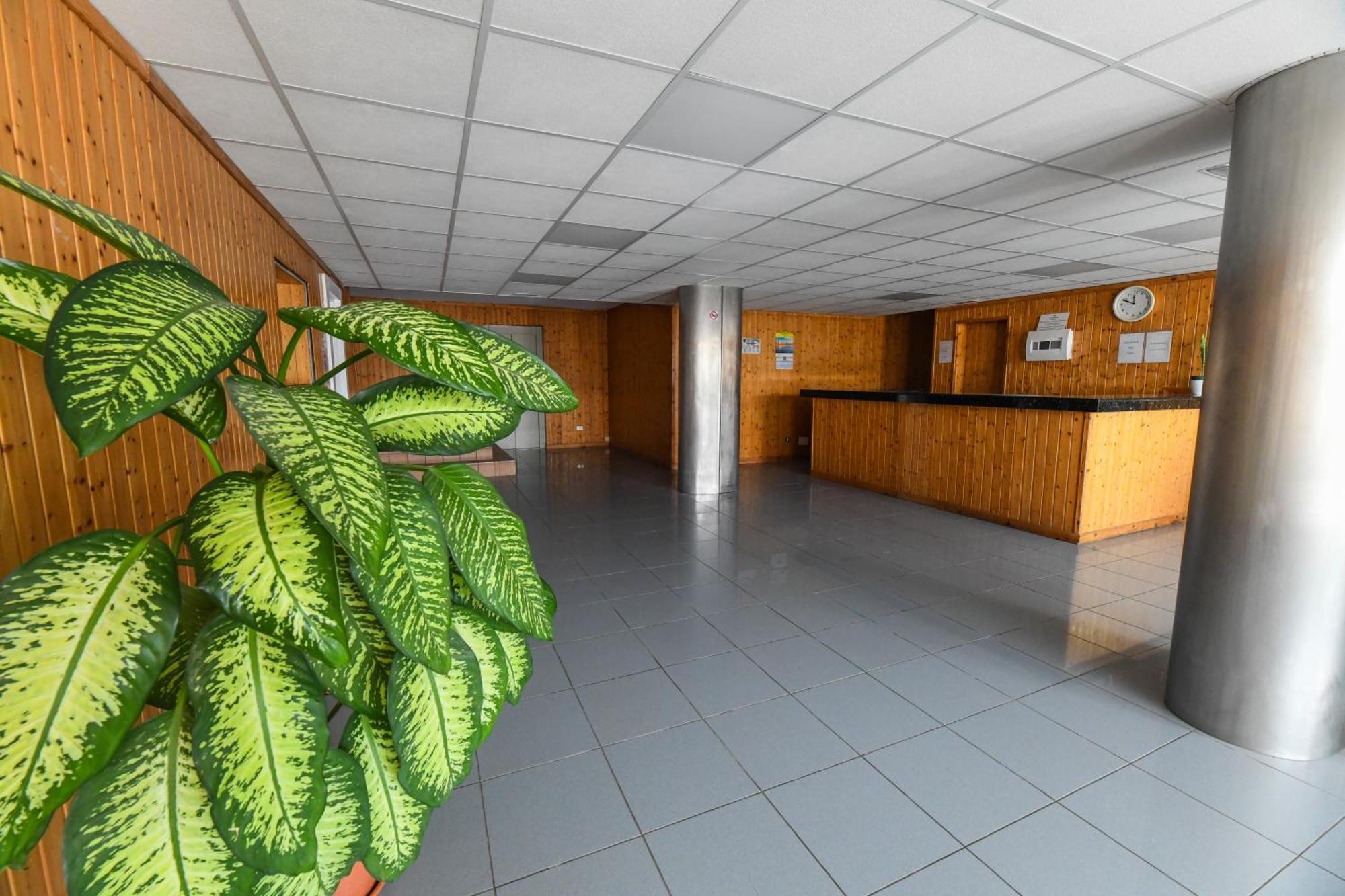 Livvo Puerto Apartment