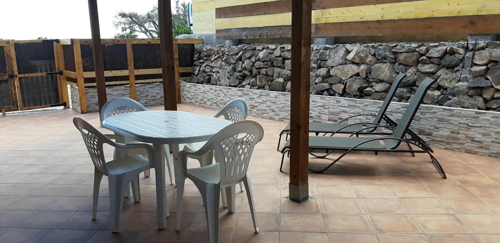 The Black Horse Canarias - Adults Only