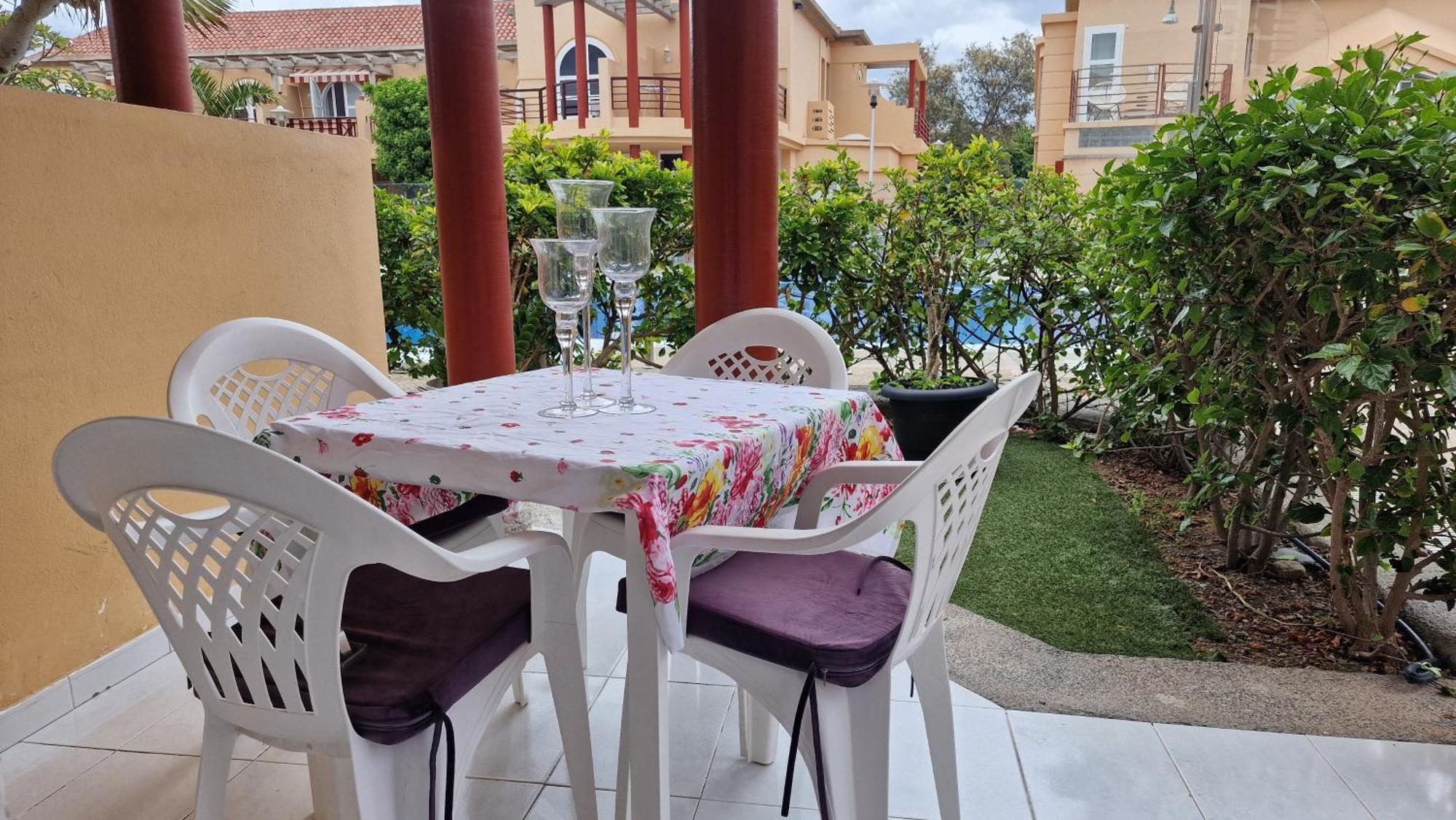 Apartment Story - Palmeral Oasis *
