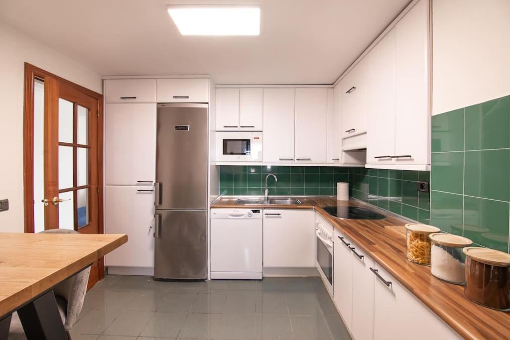 Vistas Residencial L Parking Privado * Las Palmas de Gran Canaria