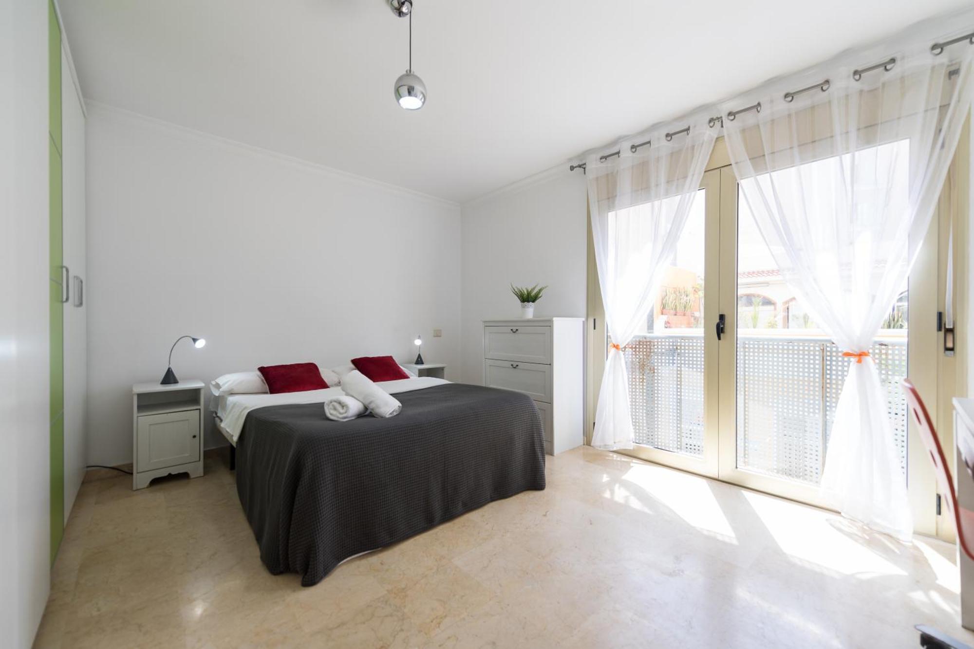 Sg Carlos Family House Apartment