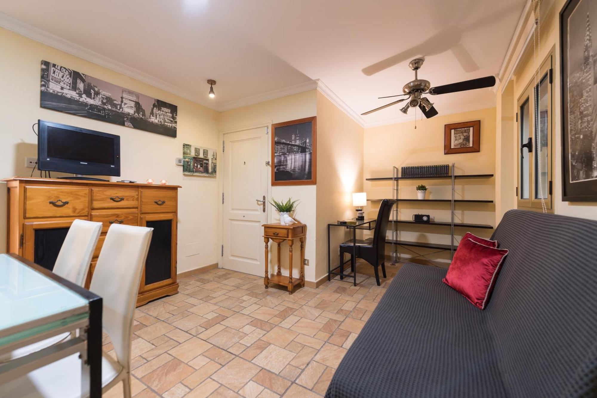 Apartment Sg Carlos Family House