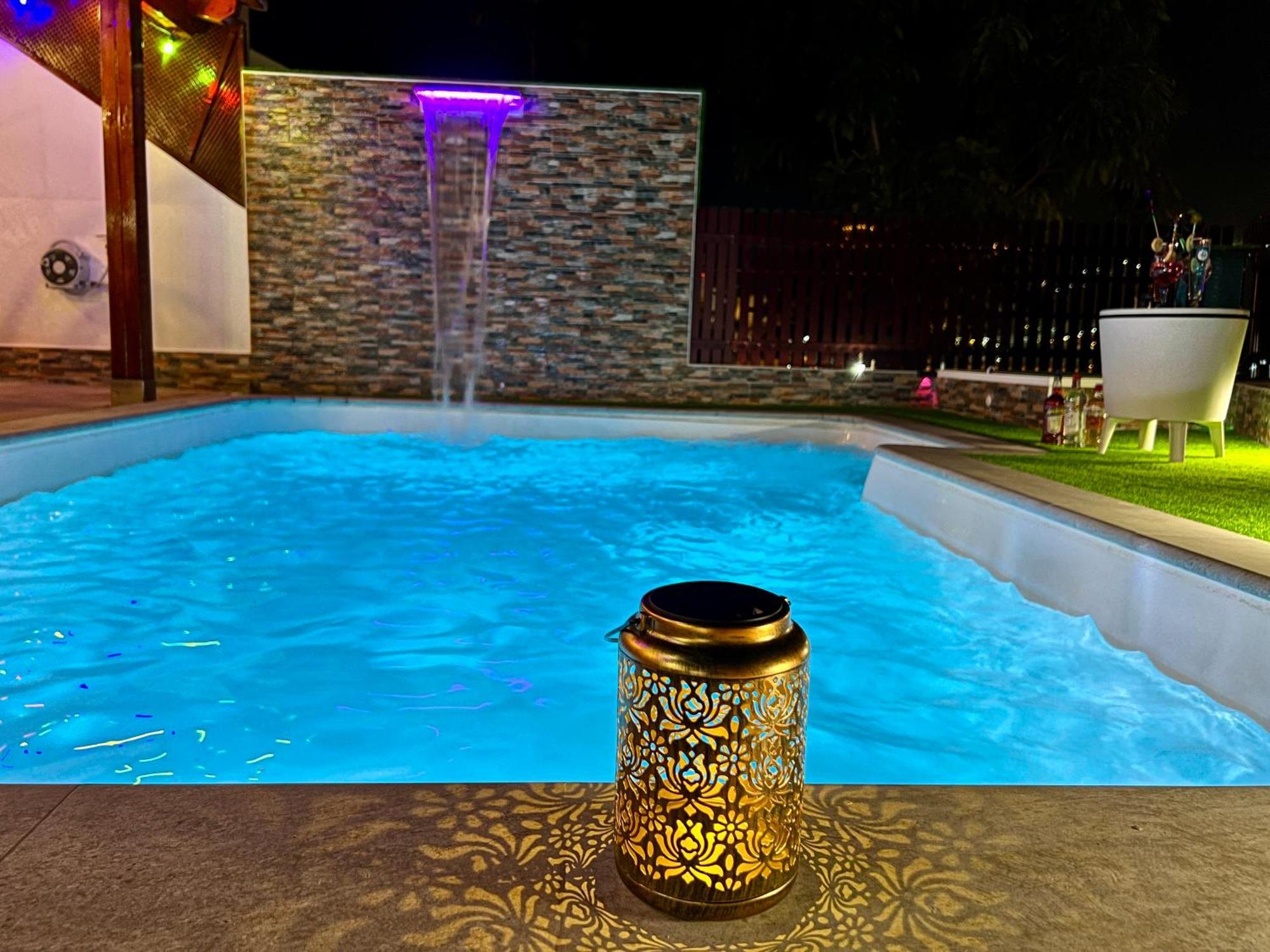 Villa Puerto Rico In Front Of The Shopping Center With Private Heated Saltwater Pool With Jacuzzi Or St Andard Villa Puerto Rico With Private Heated Saltwater Jacuzzi Pool & Arcade Games *