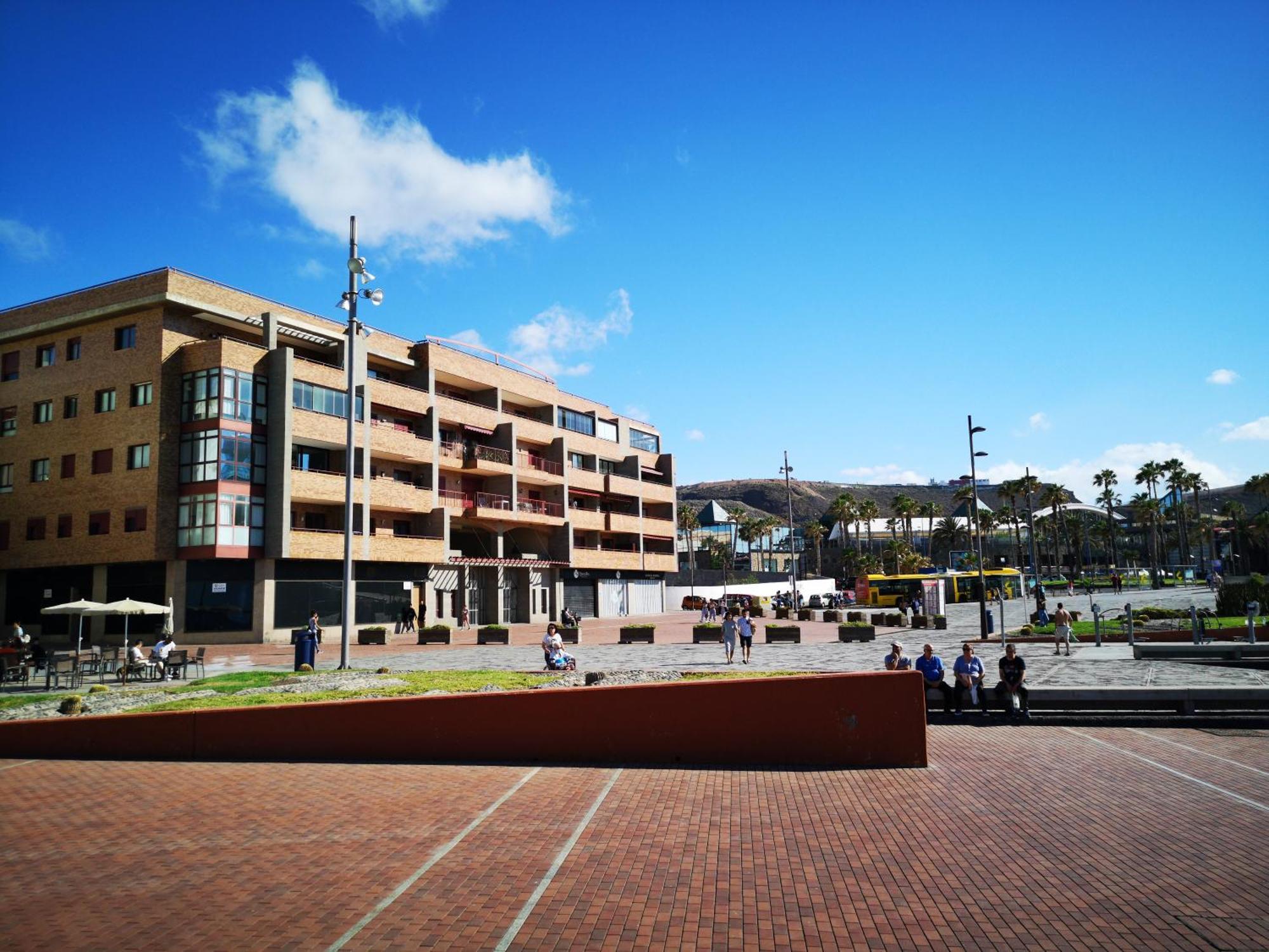 Acogedor En Primera Linea De Playa Canteras
