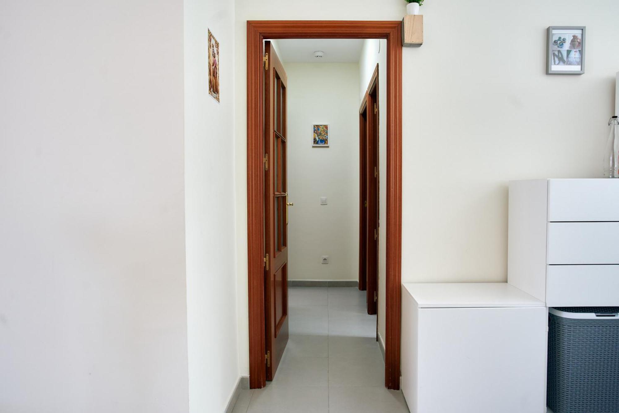Work & Pet Friendly Urban Next To The