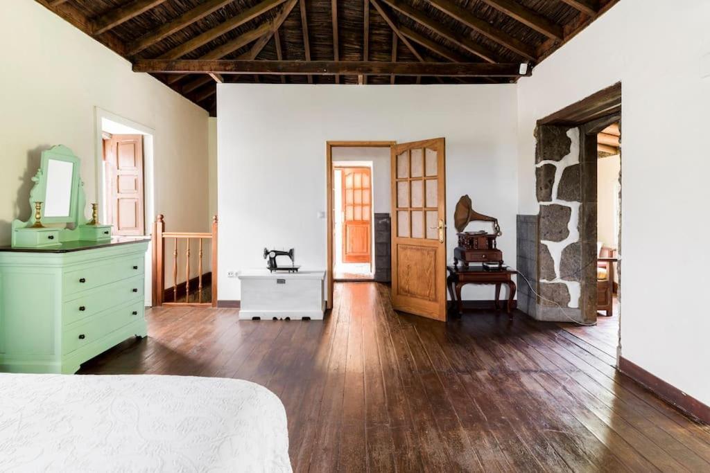 Matos, Canarian House In Chalet