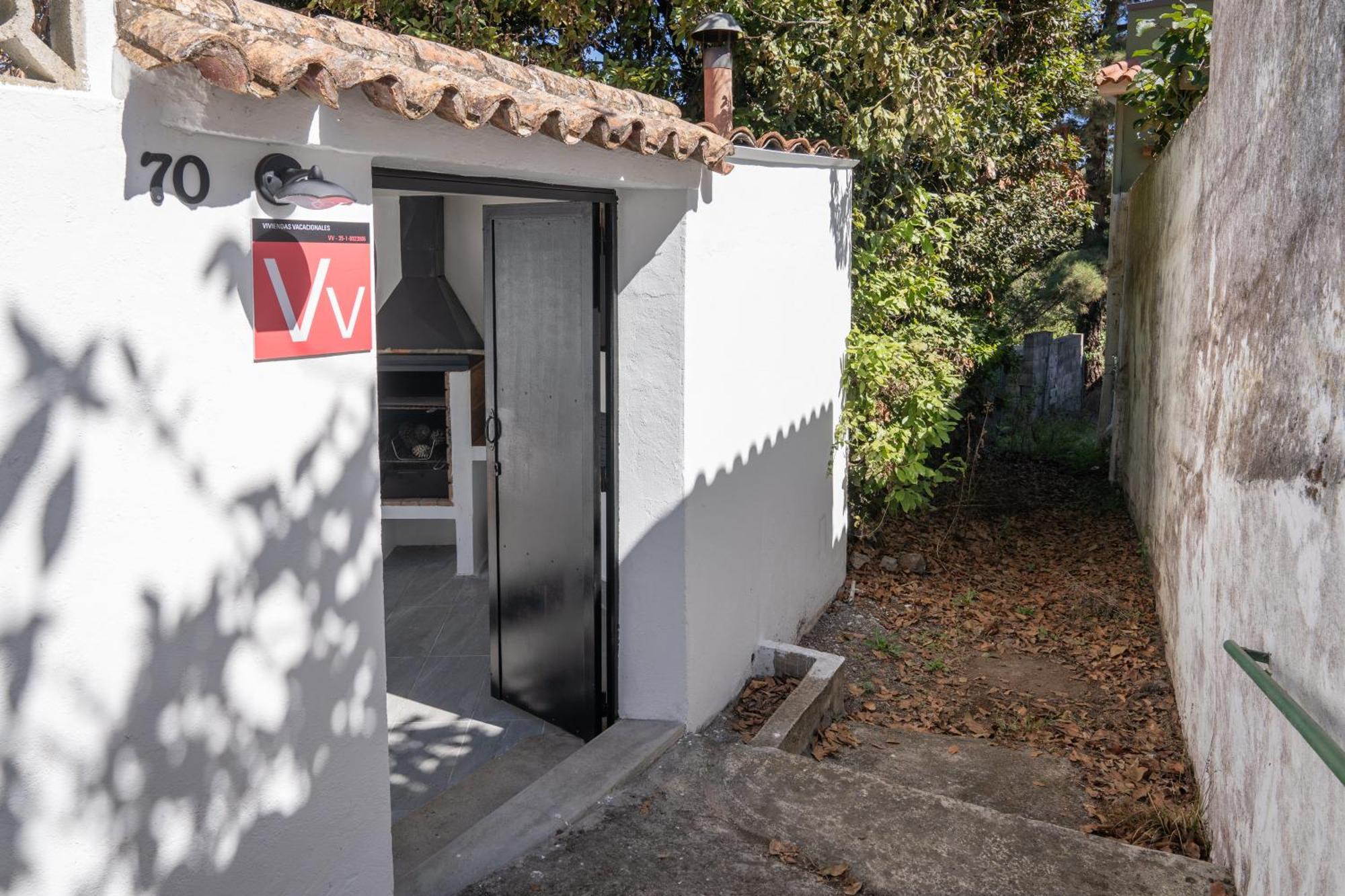 El Patio Del Naranjo By Canarias Homelidays Valleseco