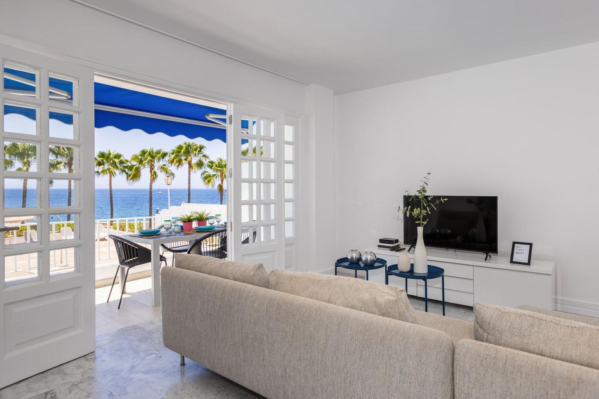 Con Terraza Con Vistas Al Mar *