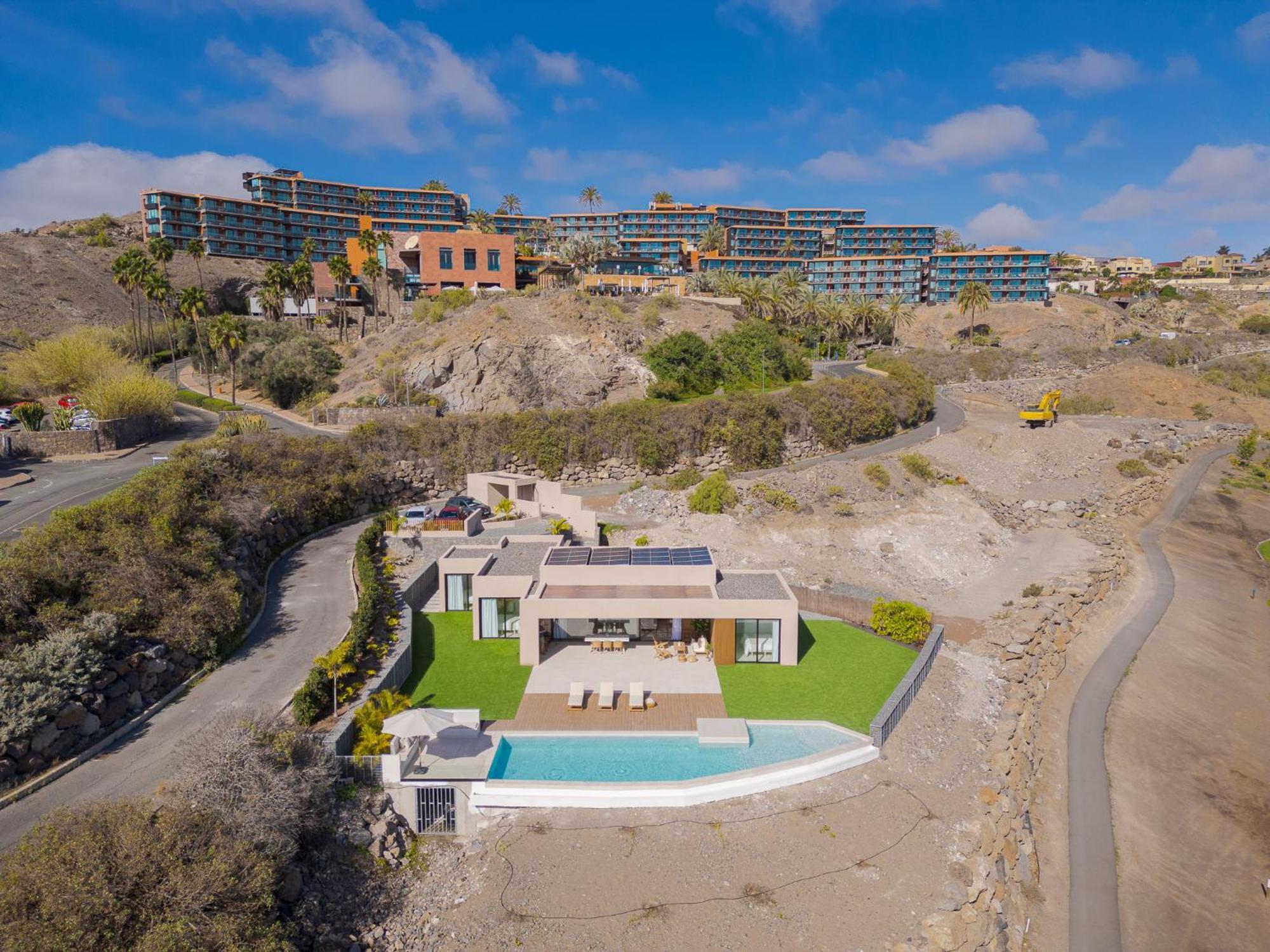 Eden Salobre Villa *