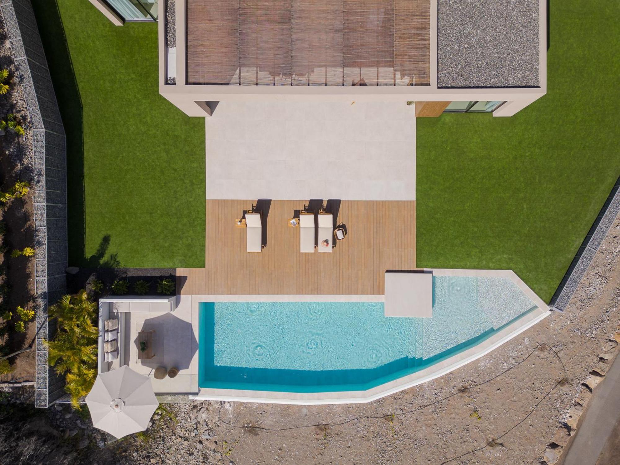 Eden Salobre Villa *