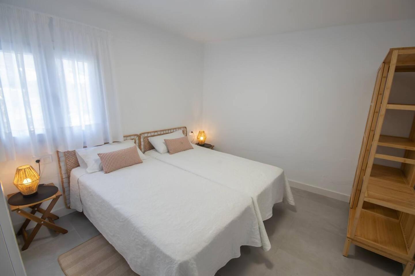 Marmolejos Apartment