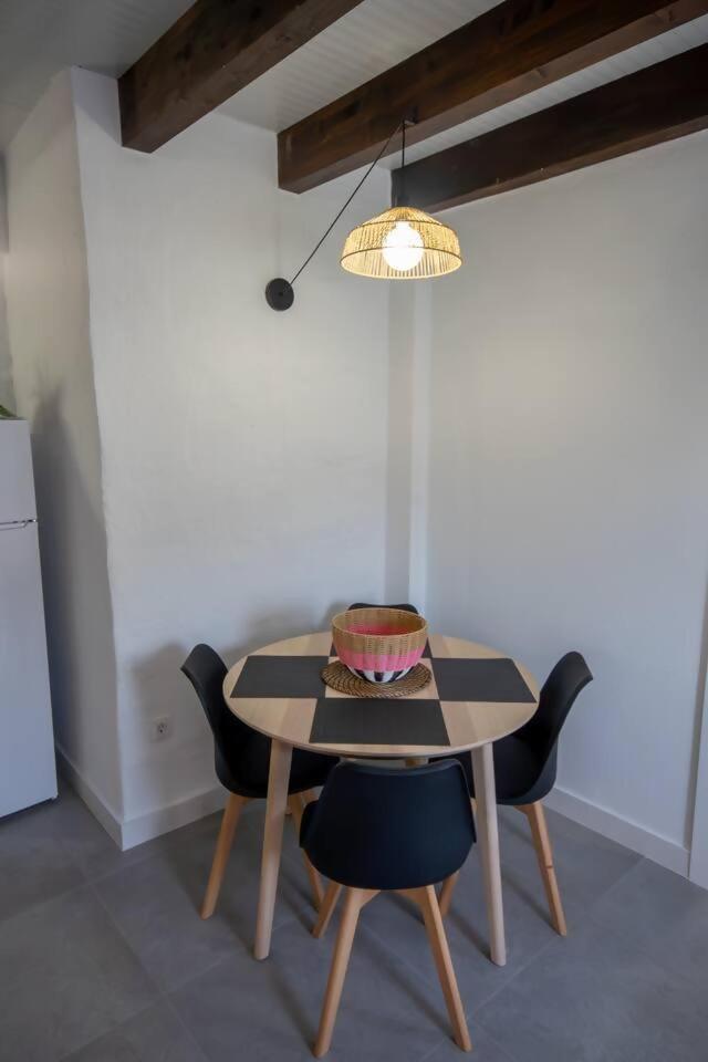 Marmolejos Apartment