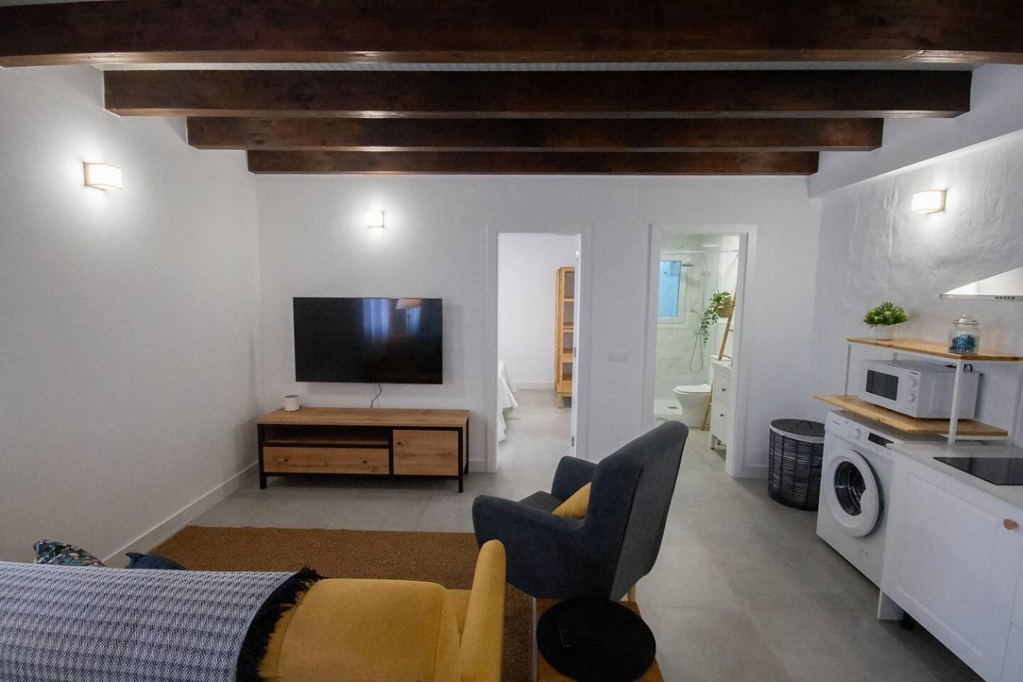 Marmolejos Apartment