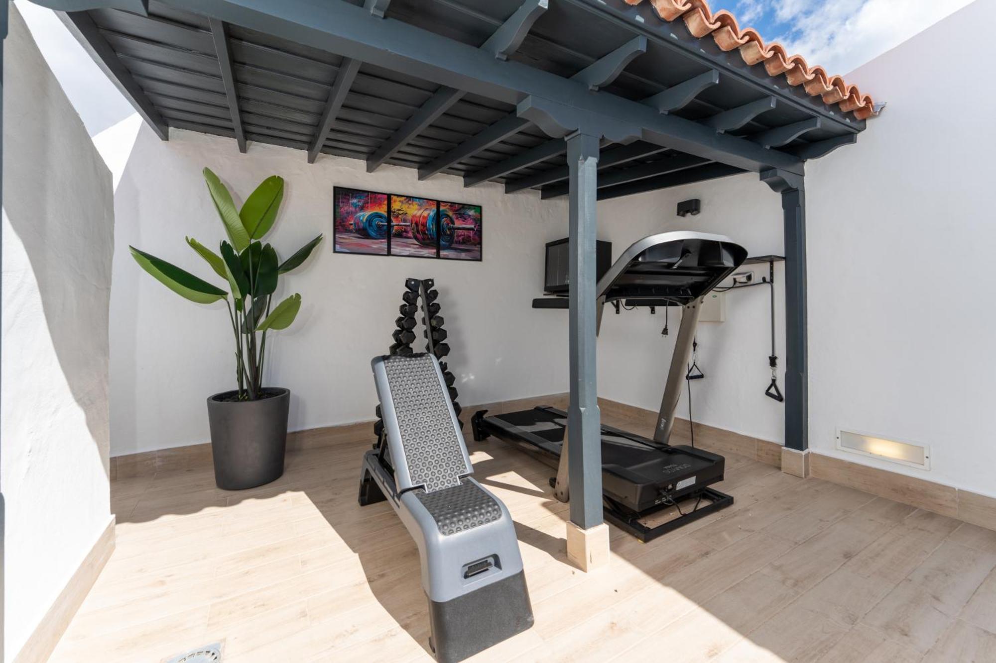 Сasa de vacaciones Pamro - Jaccuzi - Fitness Area - Free Wifi - Pool - Modern & Comfortable - Sunnygolf