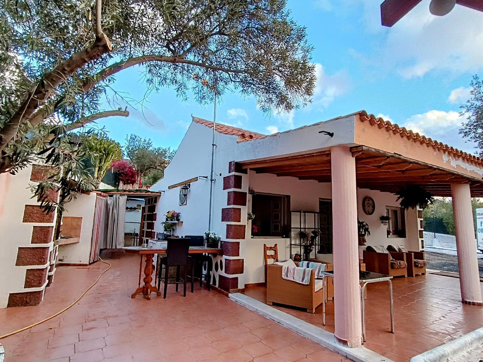 La Casa De La Pradera * Santa Lucía