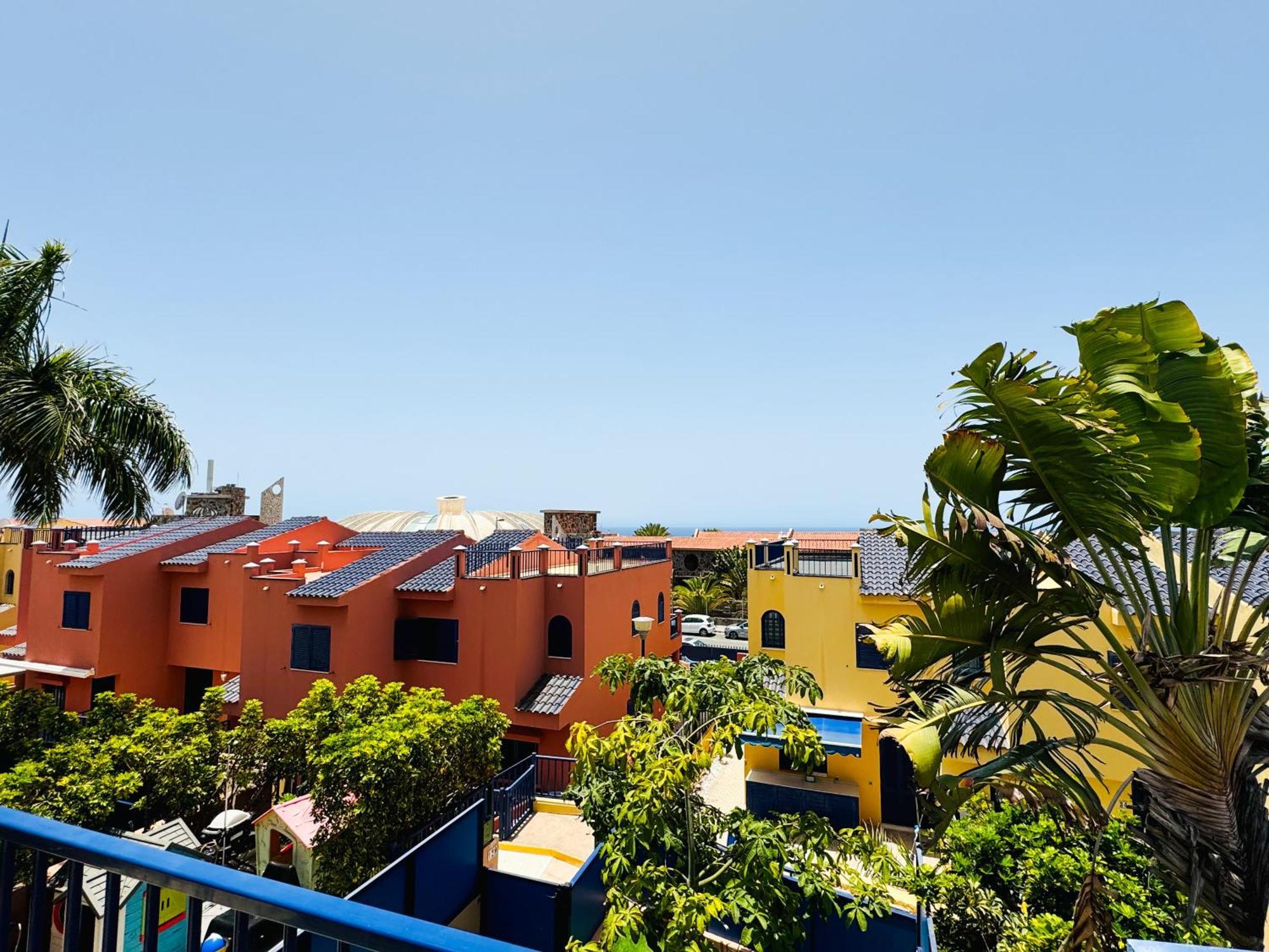 Surf House Meloneras