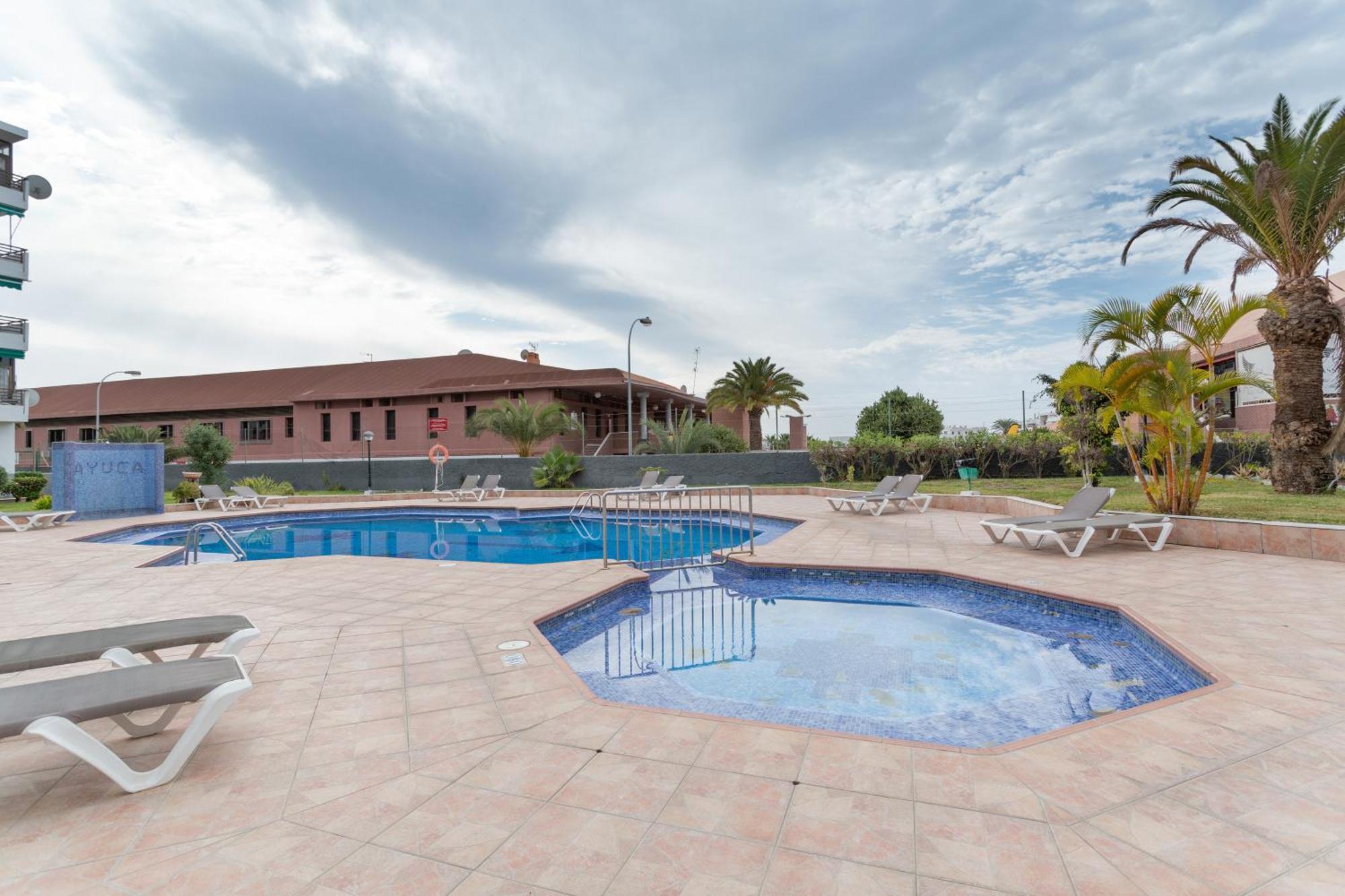 Kellys' Bayuca Apartamento *