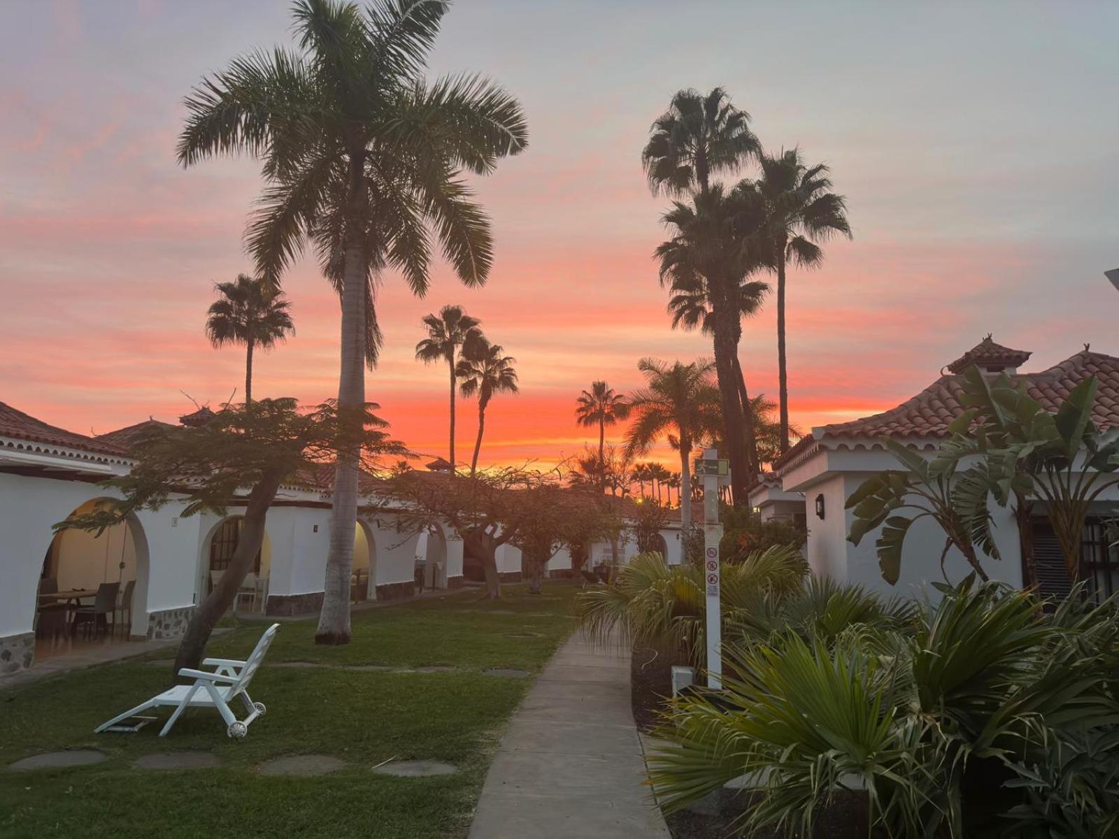 Newly Listed And Renovated In Parque Golf Maspalomas Сasa de vacaciones *