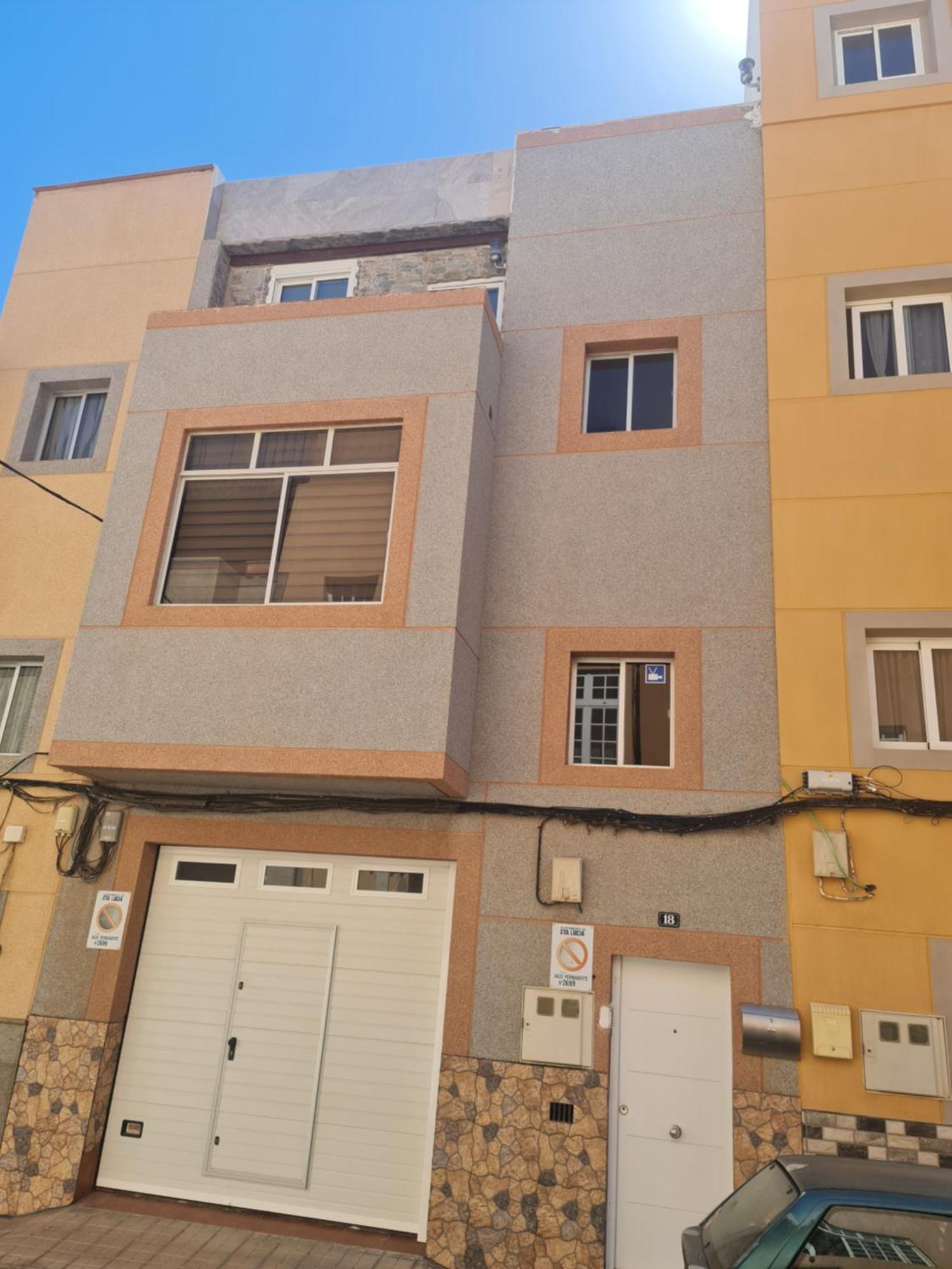 Terrace 2brooms100m2, 3air Conditions Vecindario (Gran Canaria)