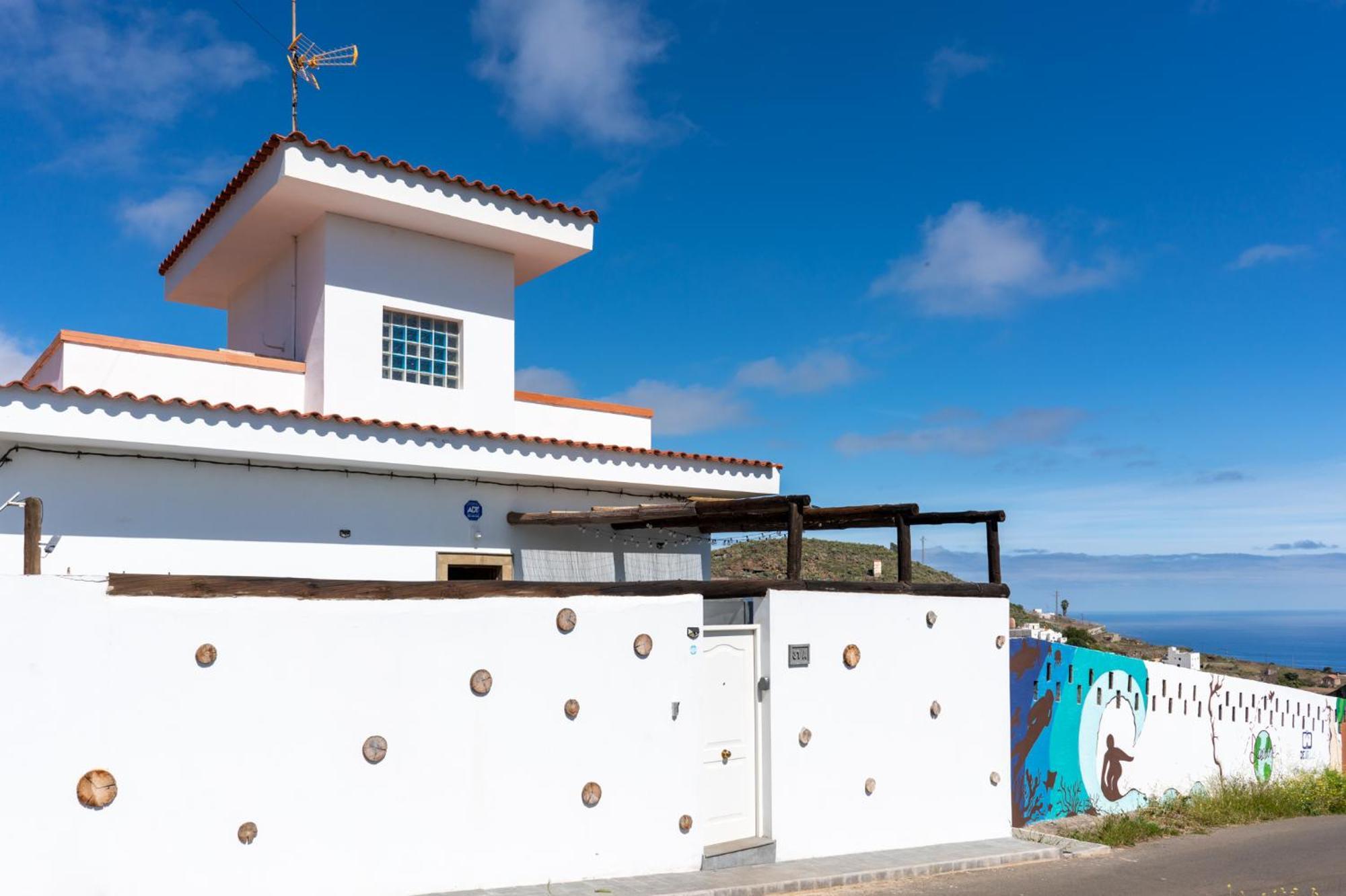 Villa Dejablue. Rural Junto Al Mar Y La Montana *